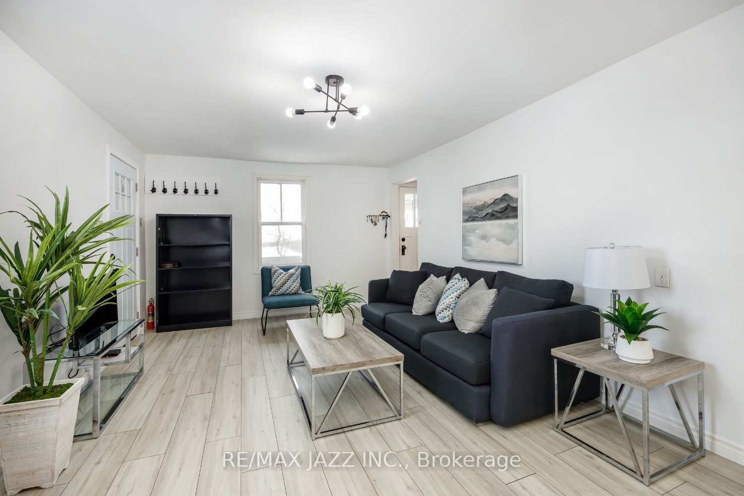 10239 Cochrane Road