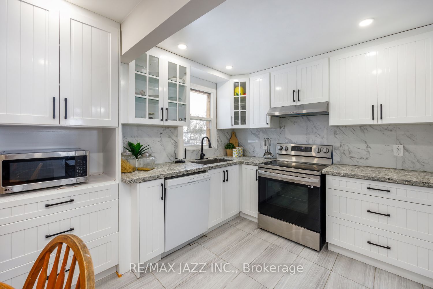 10239 Cochrane Road