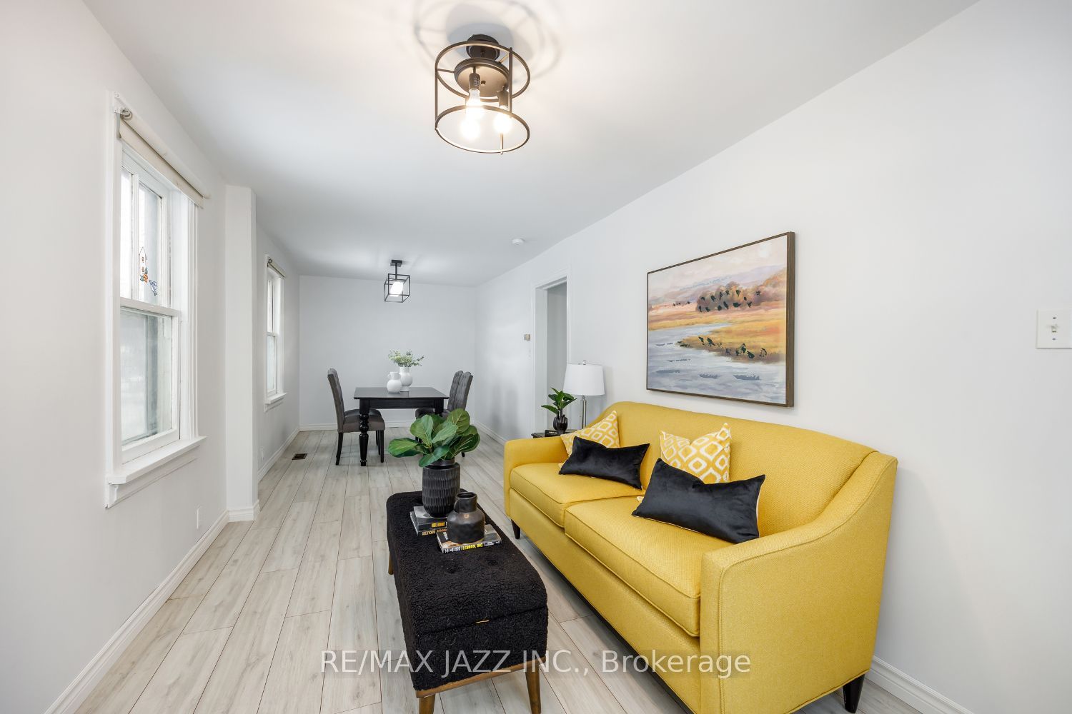 10239 Cochrane Road