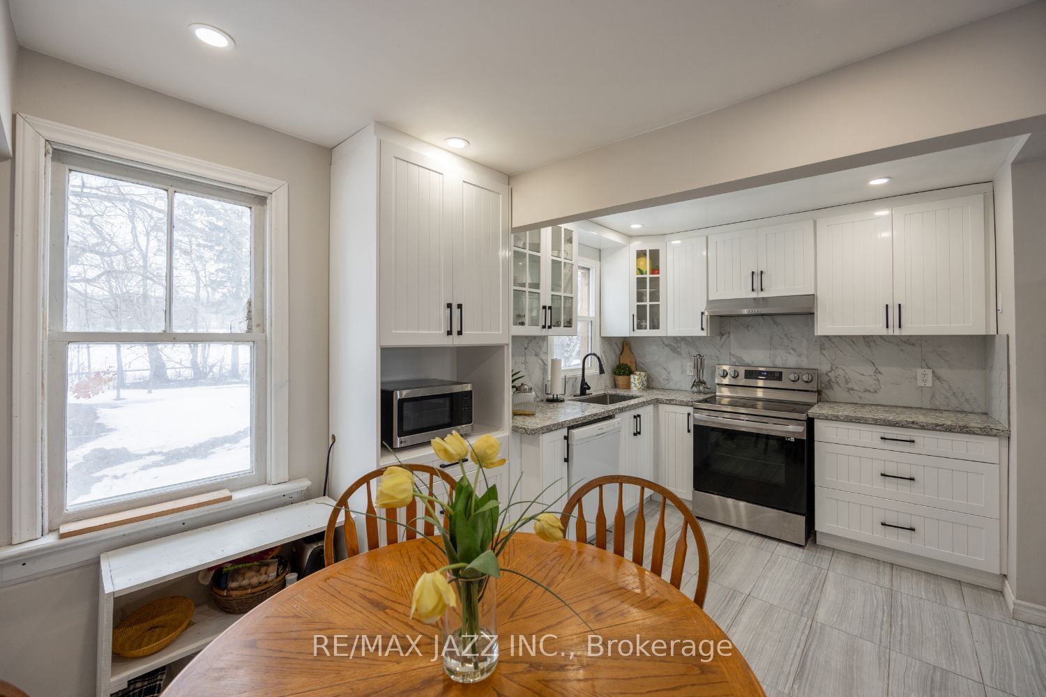 10239 Cochrane Road