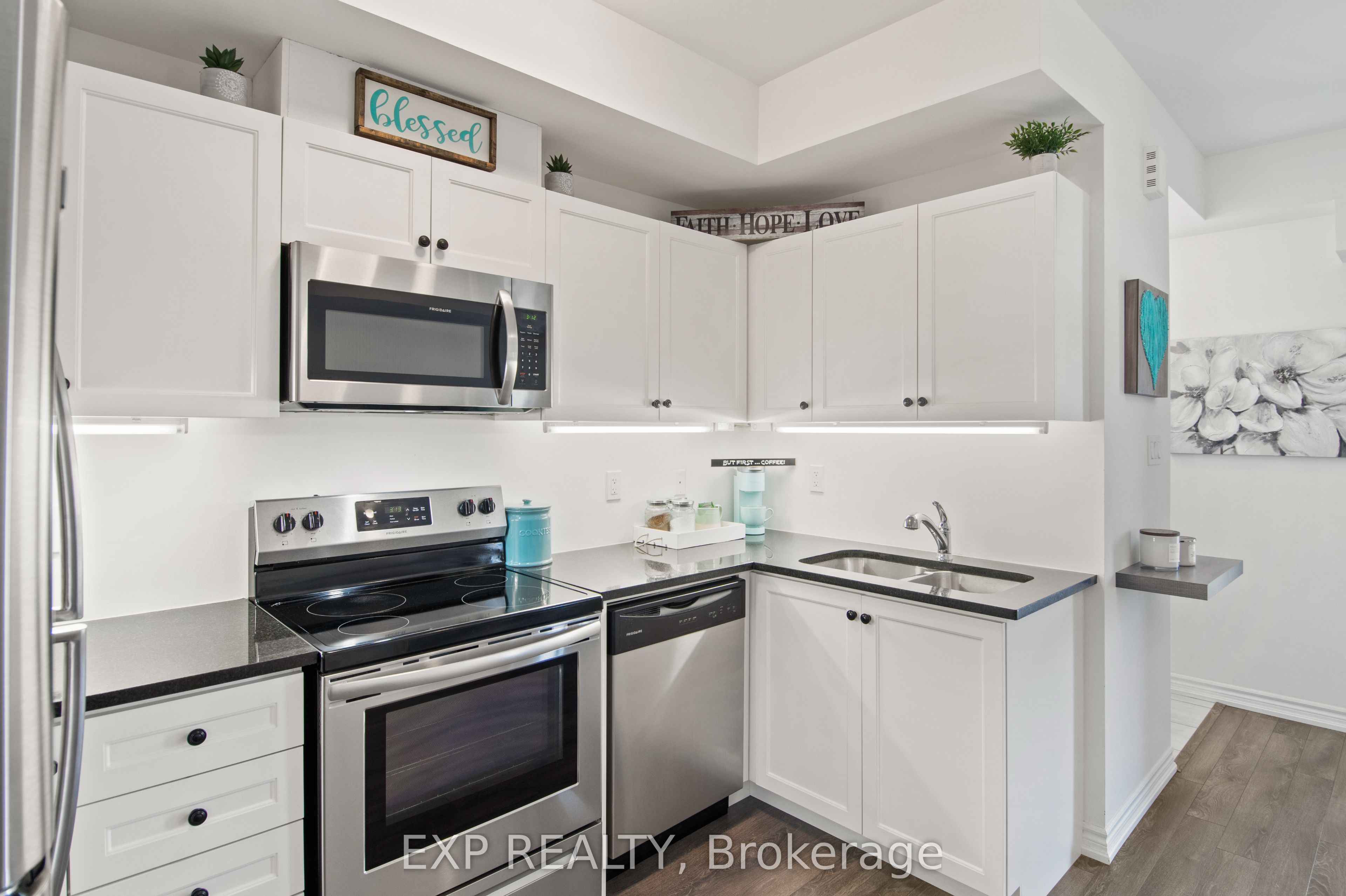 2590 William Jackson Drive, #10