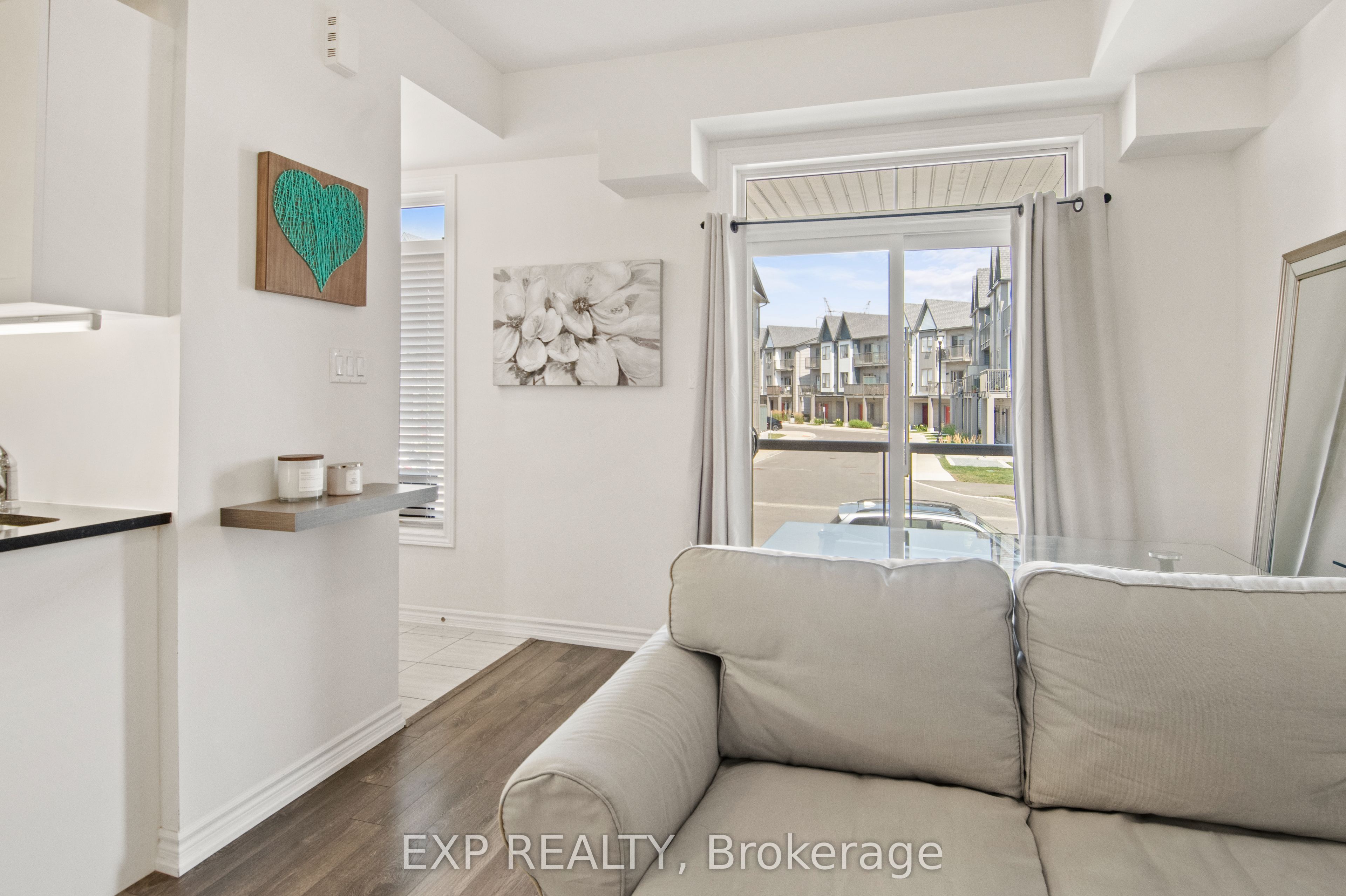 2590 William Jackson Drive, #10