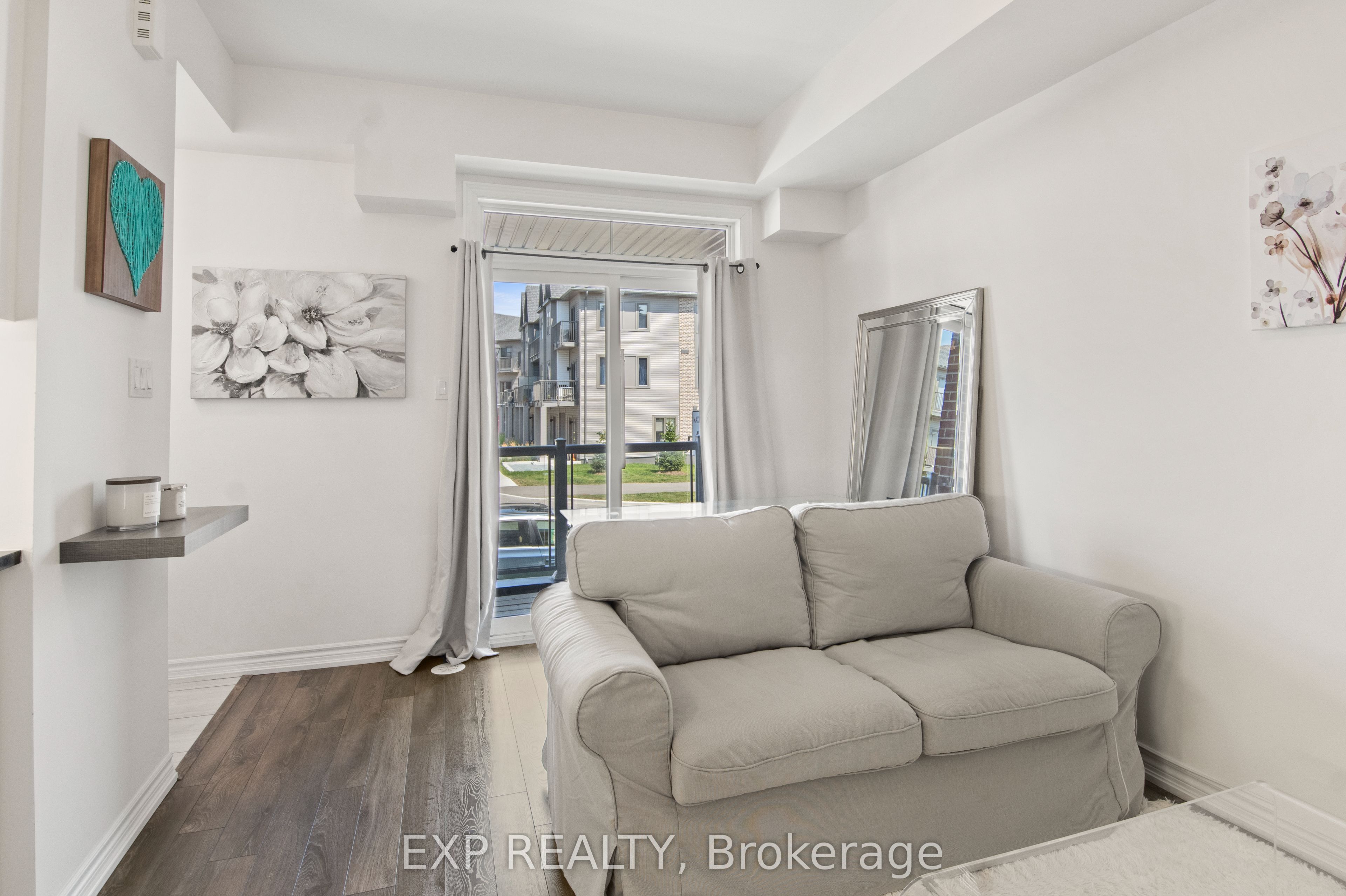 2590 William Jackson Drive, #10