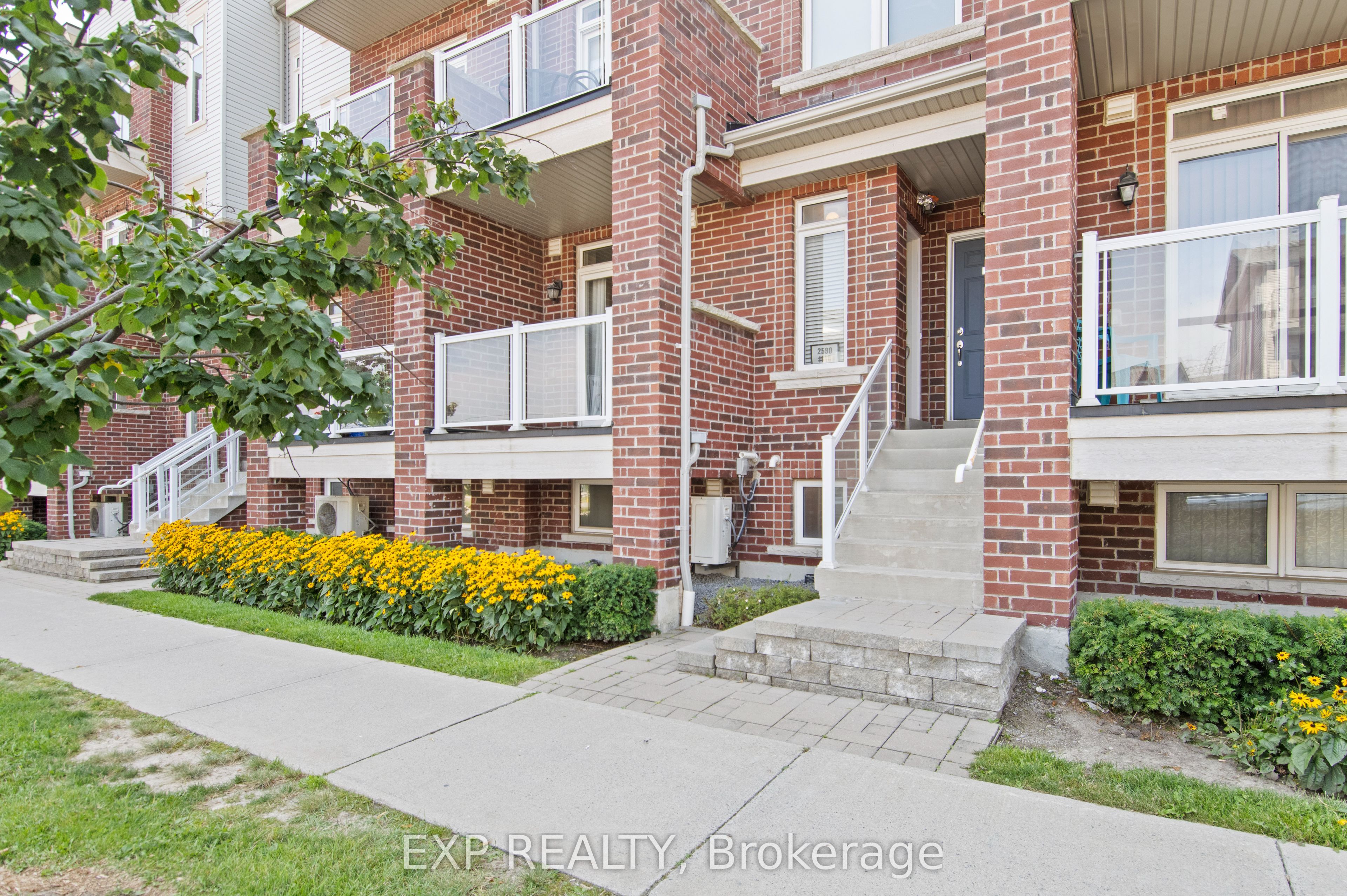 2590 William Jackson Drive, #10