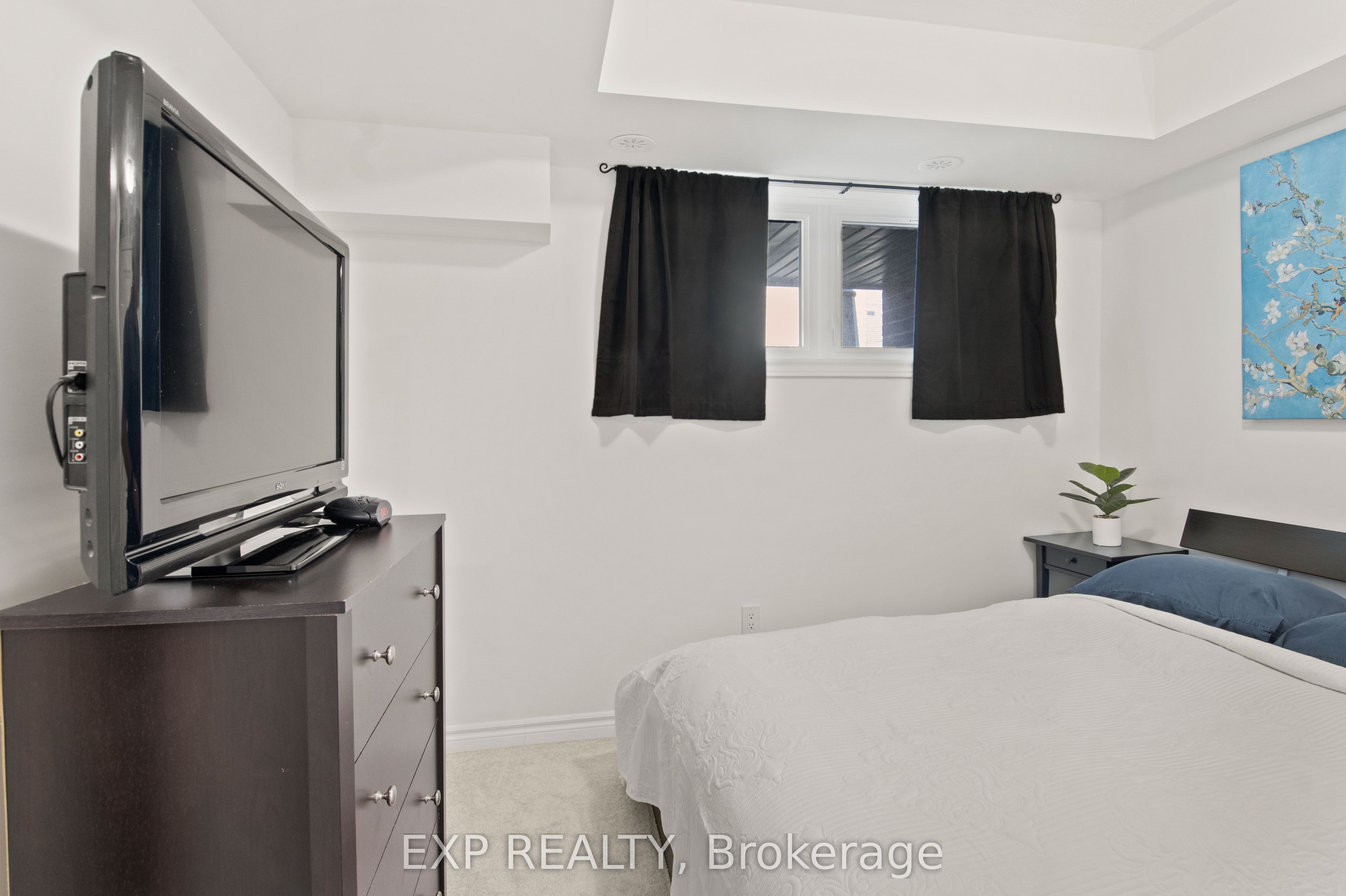 2590 William Jackson Drive, #10