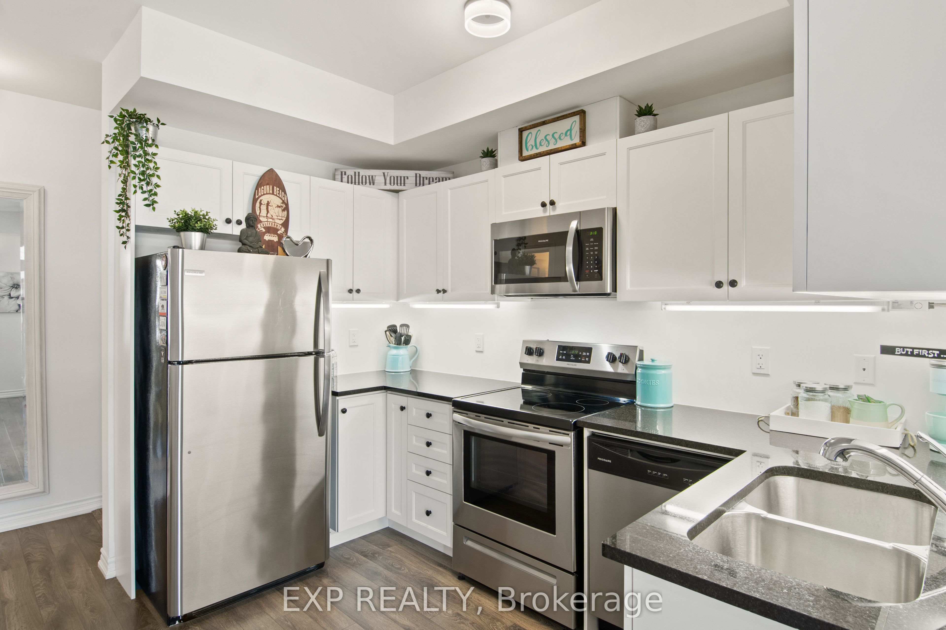 2590 William Jackson Drive, #10