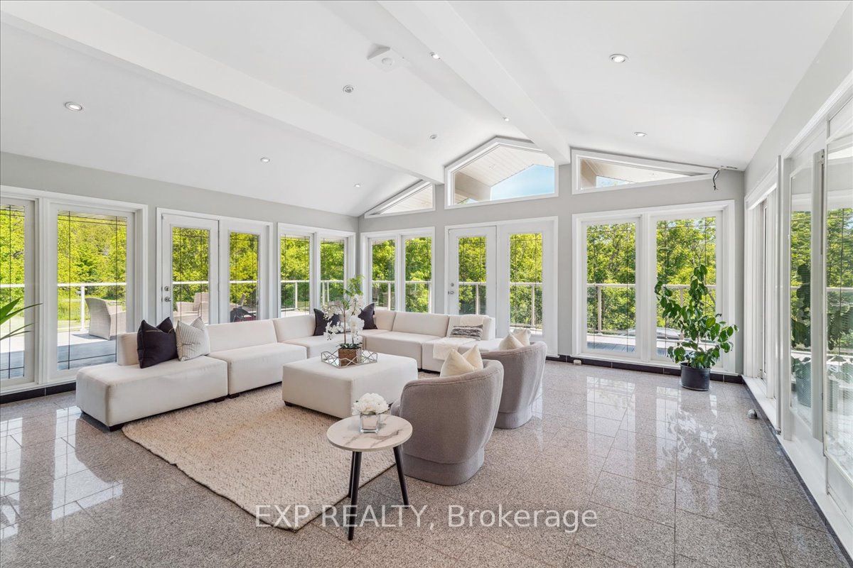 3505 Cochrane Street