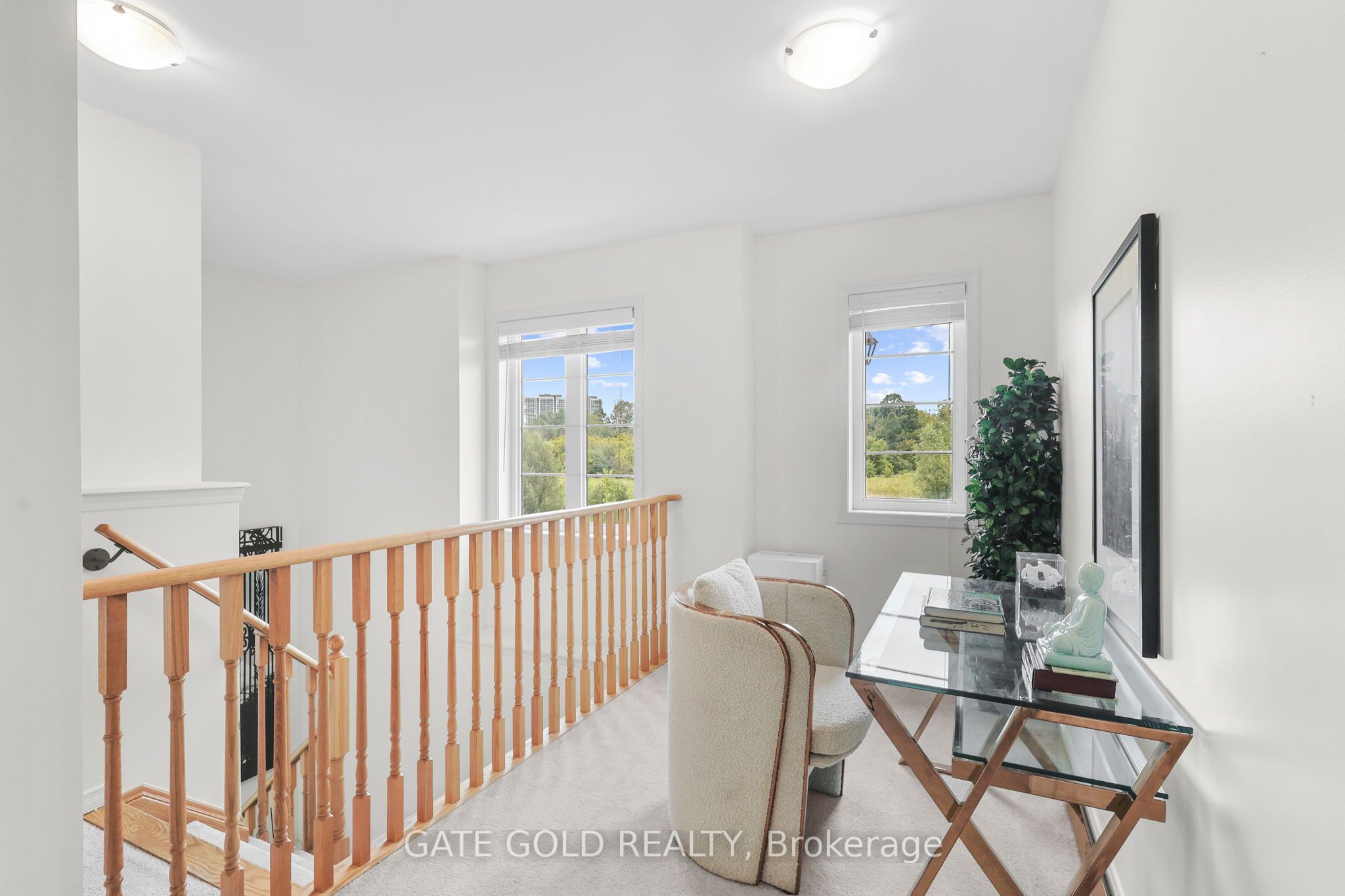 2560 Bandsman Crescent
