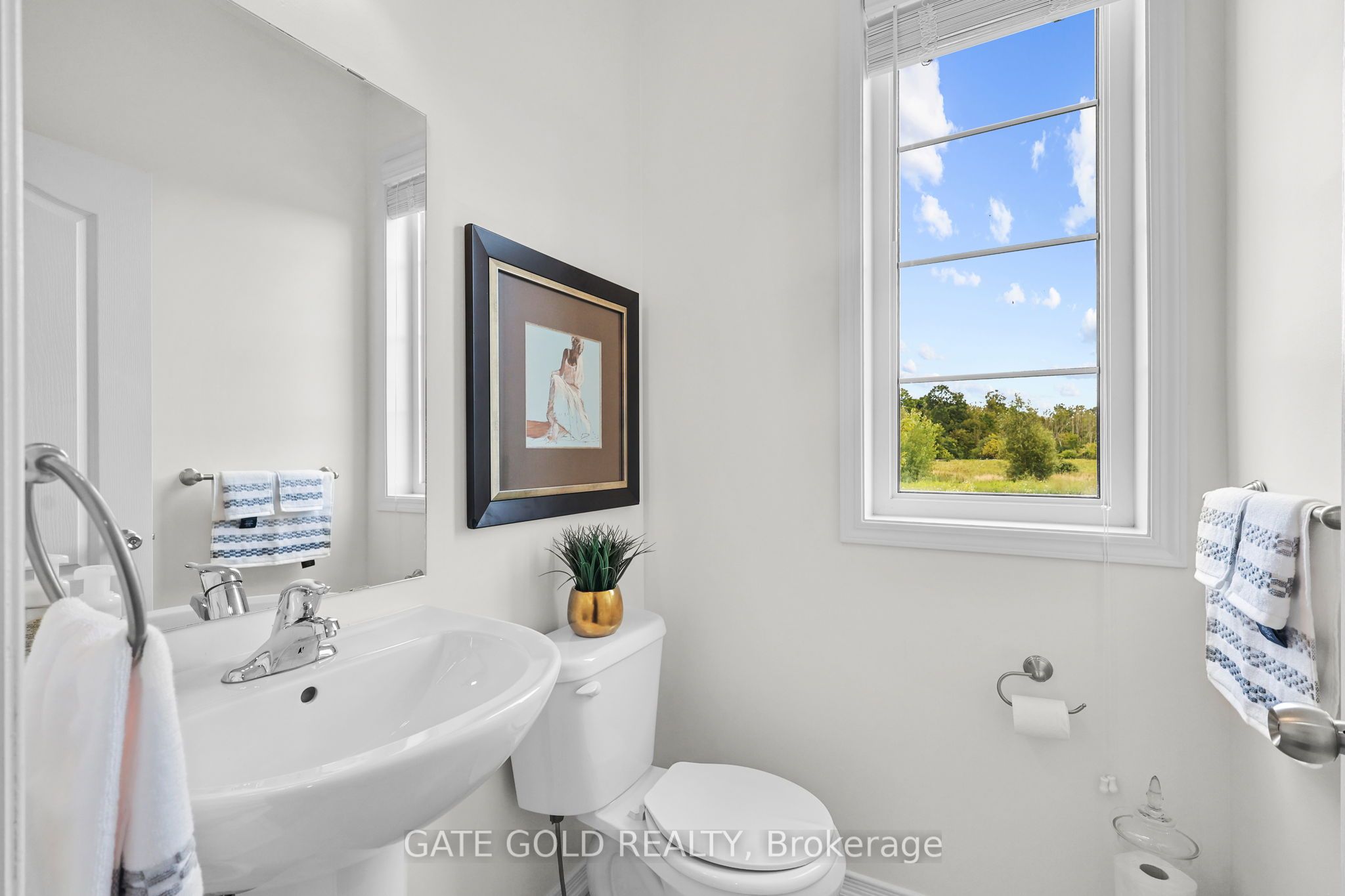 2560 Bandsman Crescent