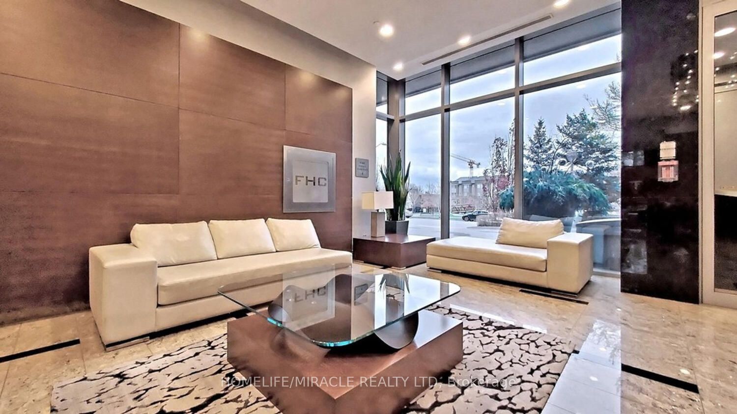 181 Village Green Square, #Ph20