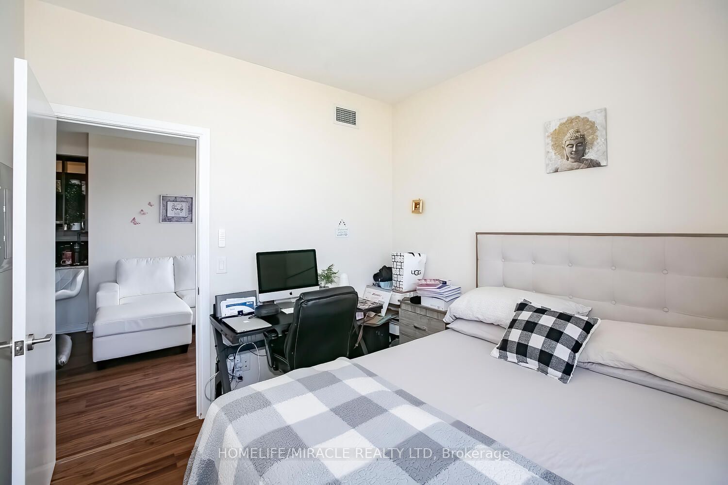 181 Village Green Square, #Ph20