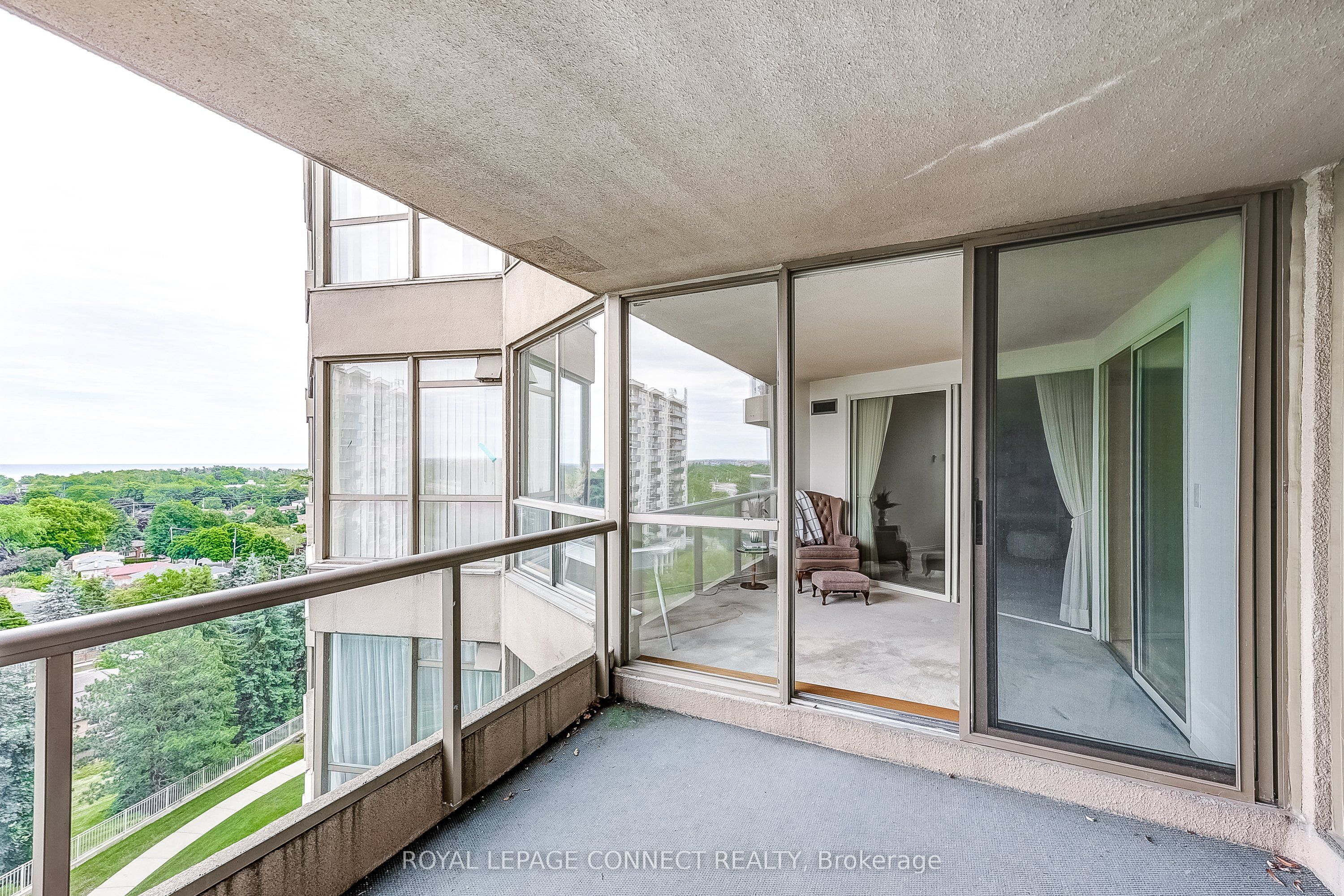 20 Guildwood Parkway #706