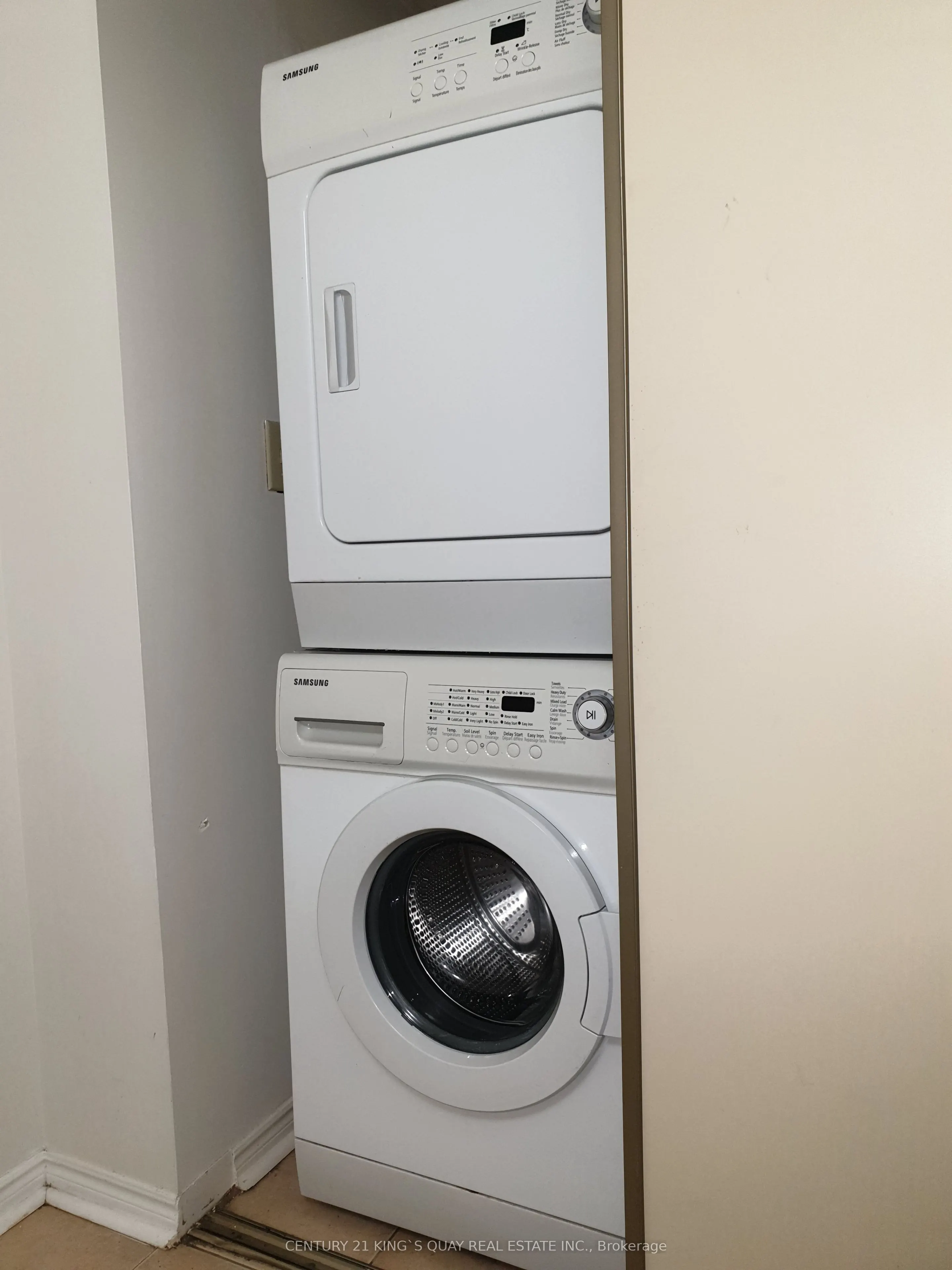 160 Alton Towers Circle, #1107