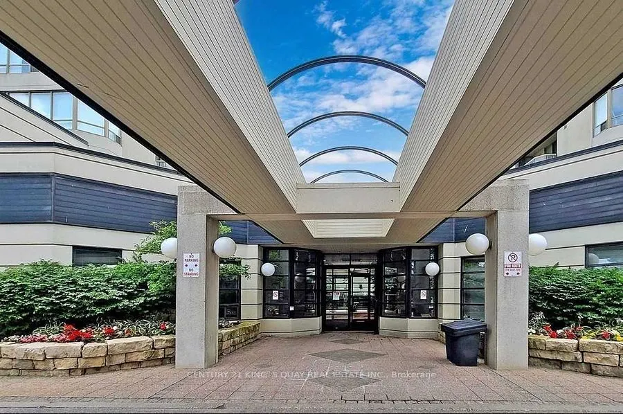 160 Alton Towers Circle, #1107