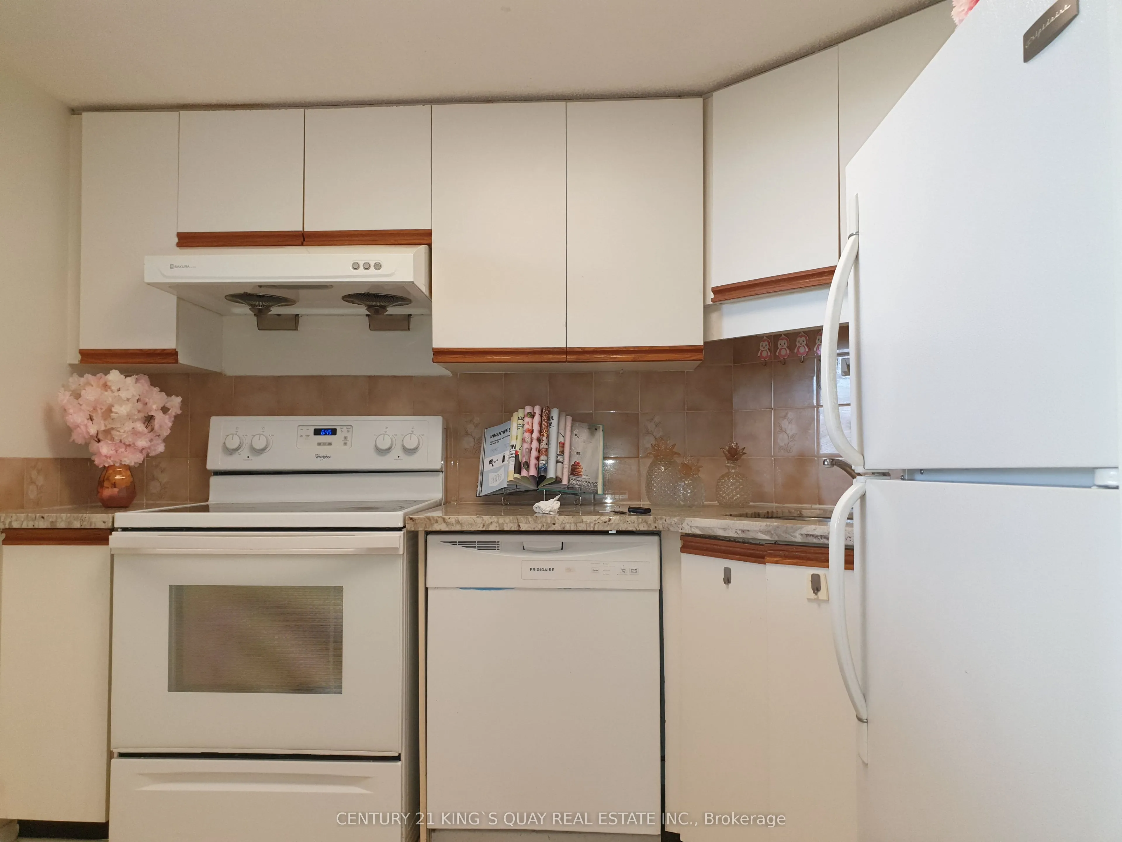 160 Alton Towers Circle, #1107
