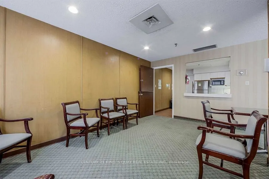 160 Alton Towers Circle, #1107