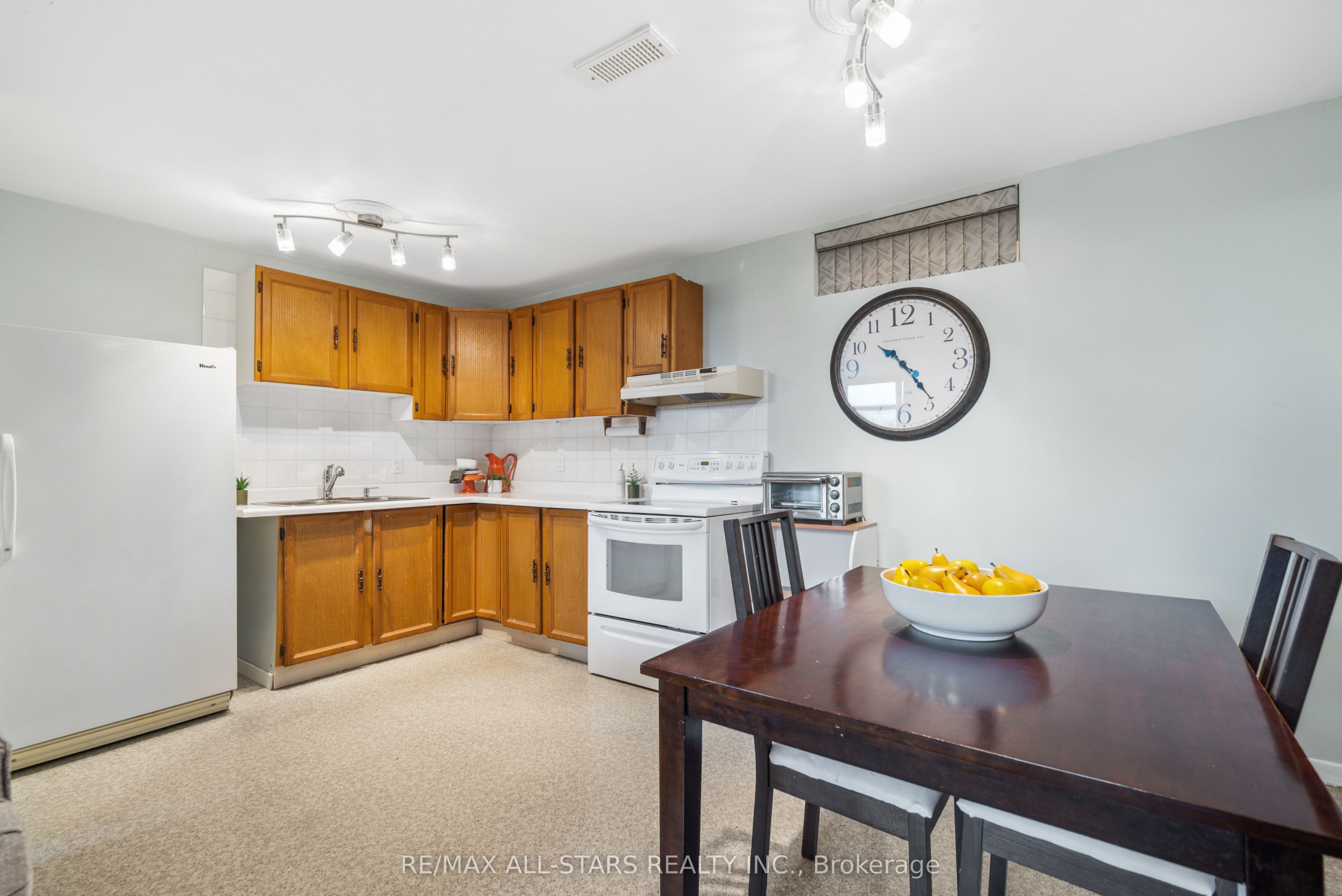 53 Williams Point Road