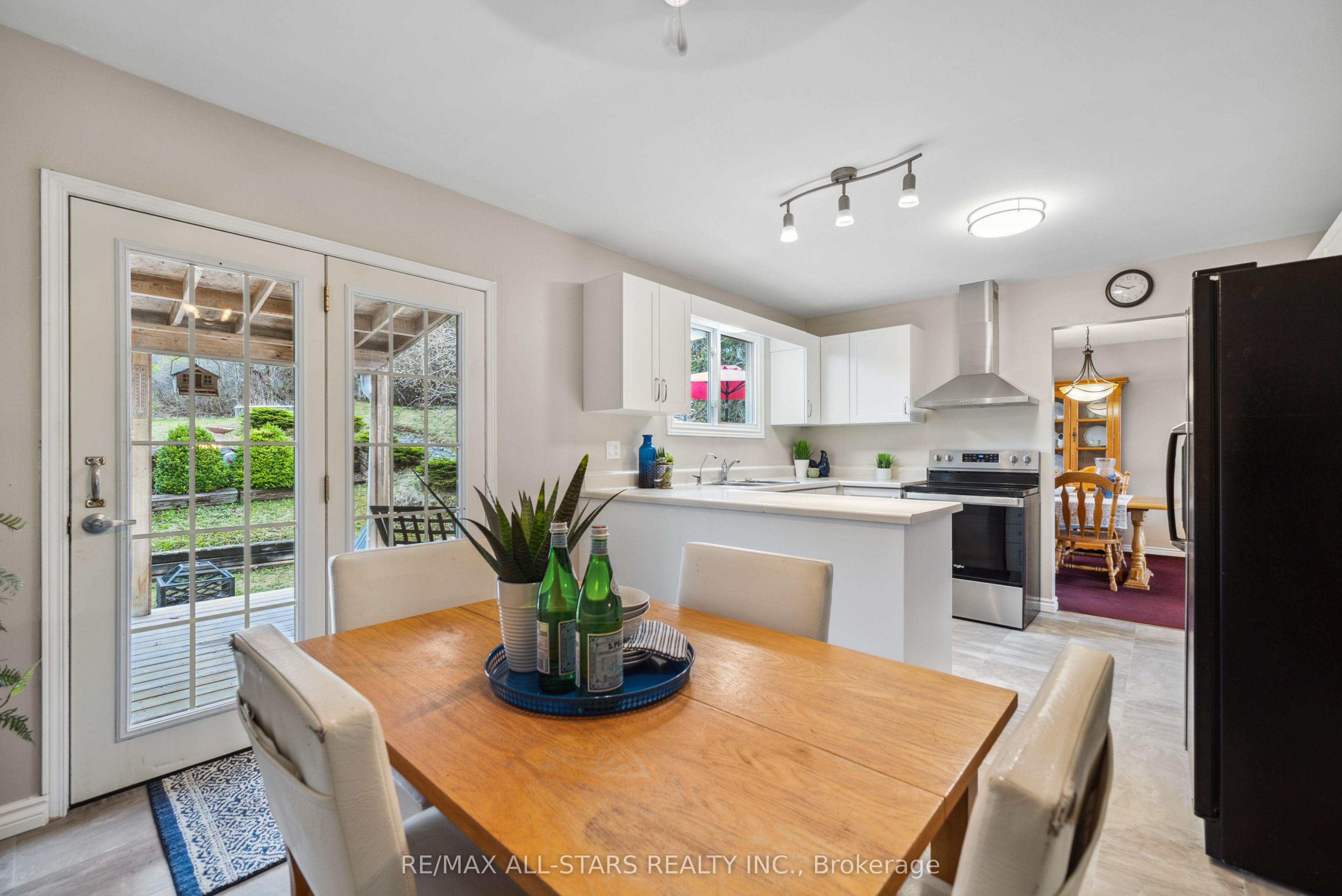 53 Williams Point Road