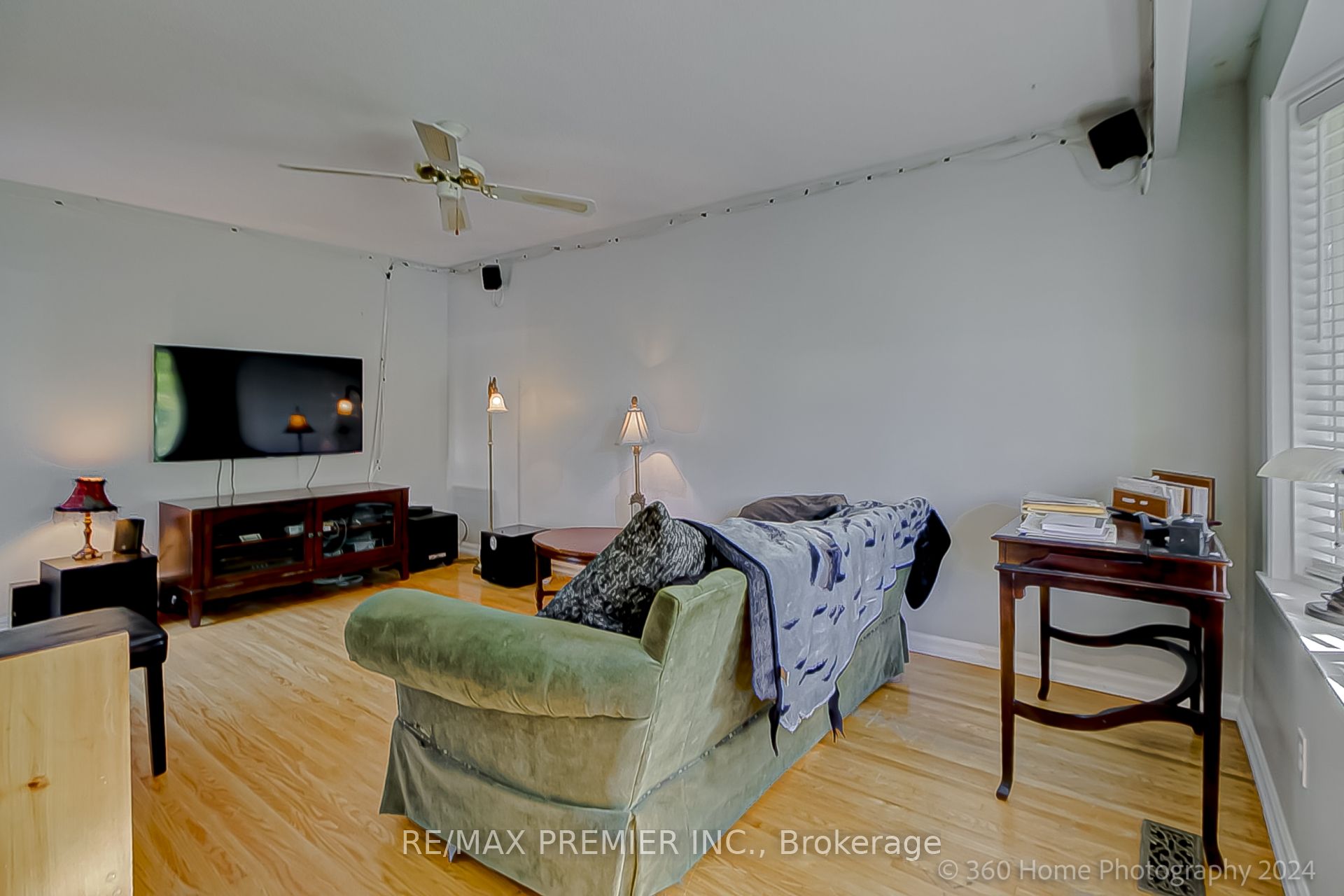 151 Clements Road E