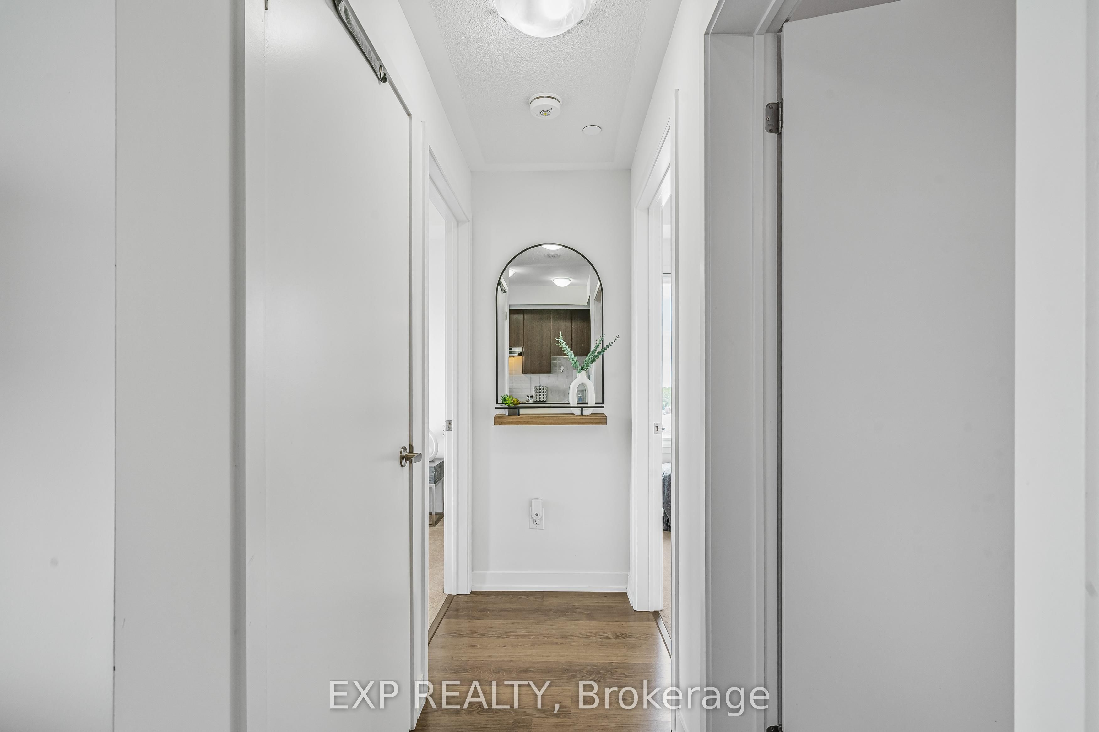 20 Orchid Place Drive, #404