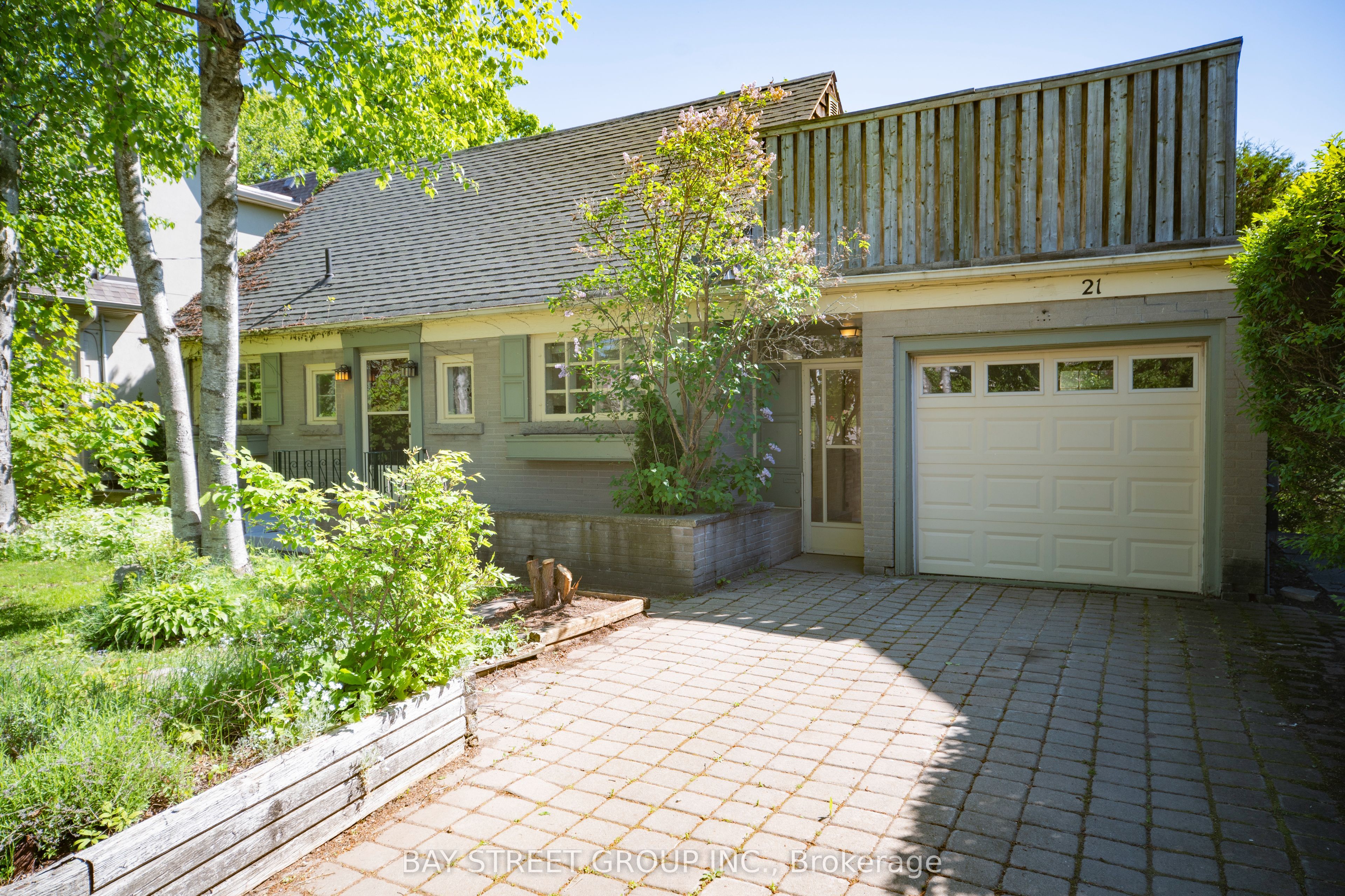 21 Fenwood Heights