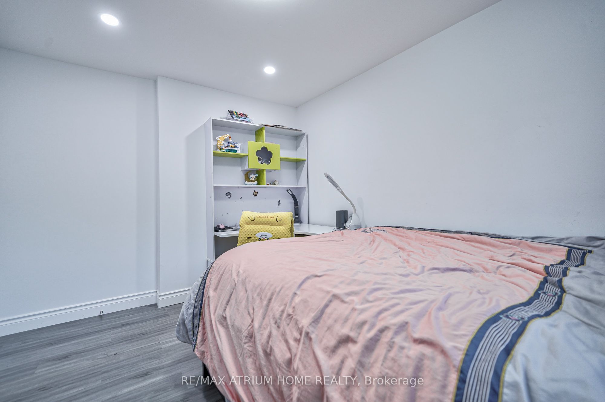 56 Huntingdale Boulevard #13