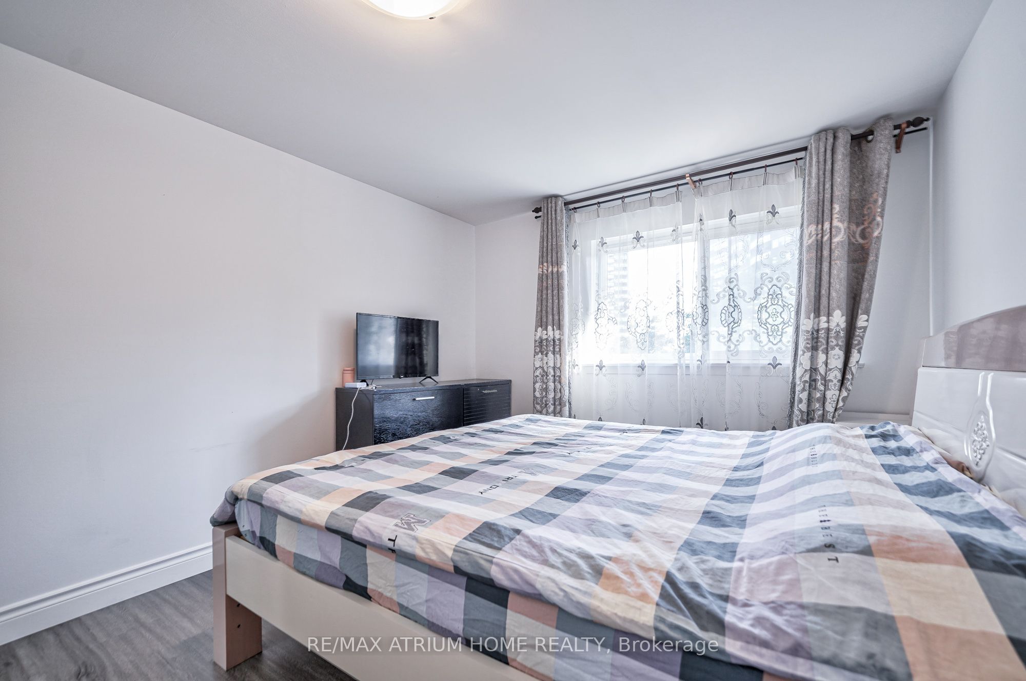 56 Huntingdale Boulevard #13