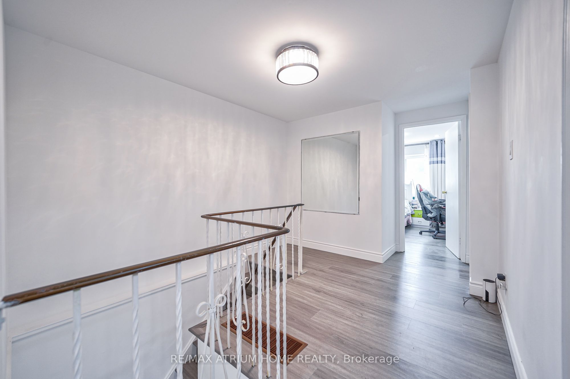 56 Huntingdale Boulevard #13