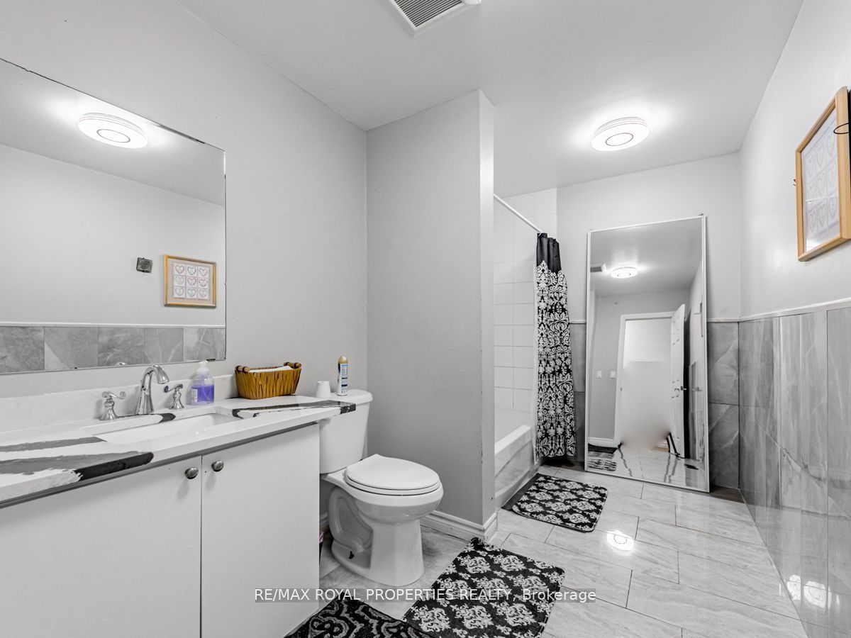 32 St Dunstan Drive