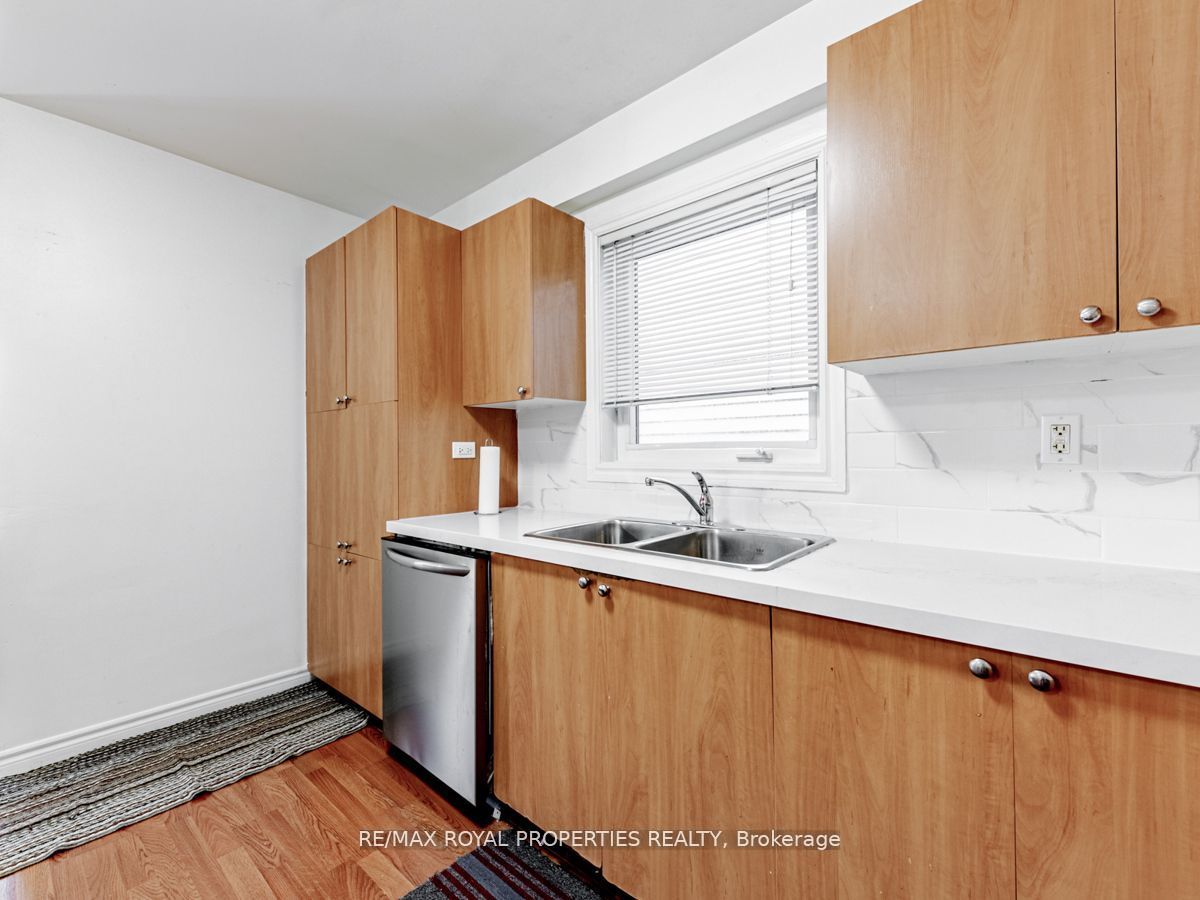 32 St Dunstan Drive