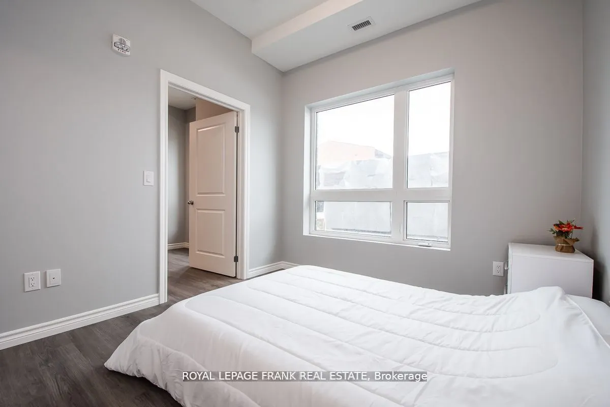 513 Dundas Street E, #E2