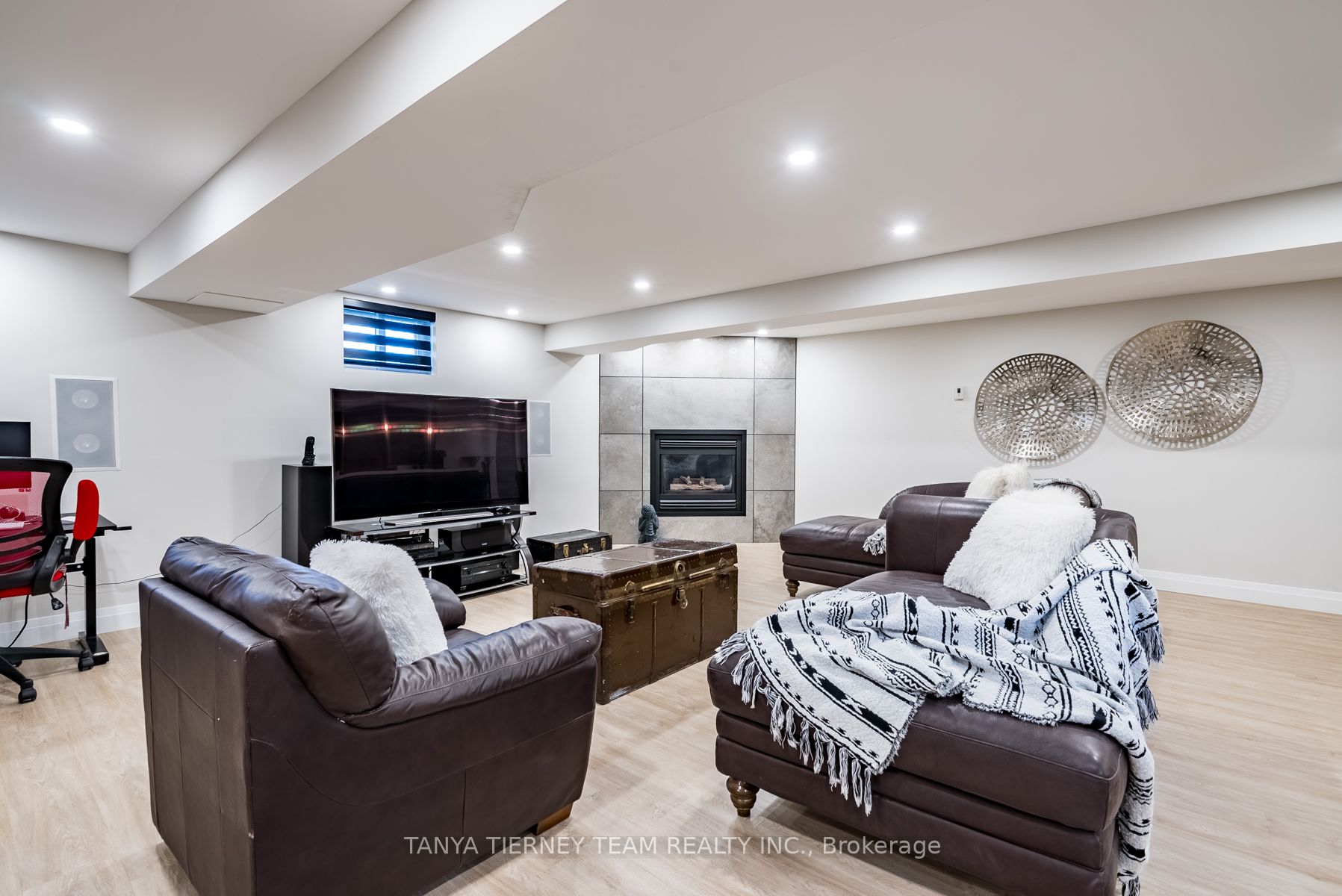 567 Fralicks Beach Road