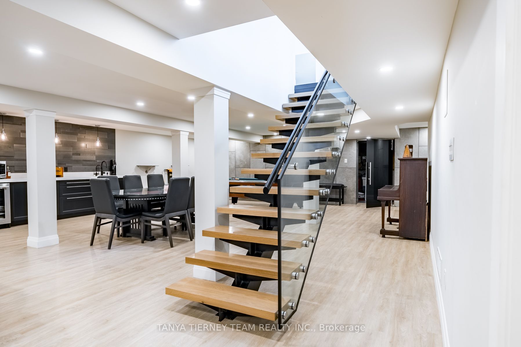 567 Fralicks Beach Road