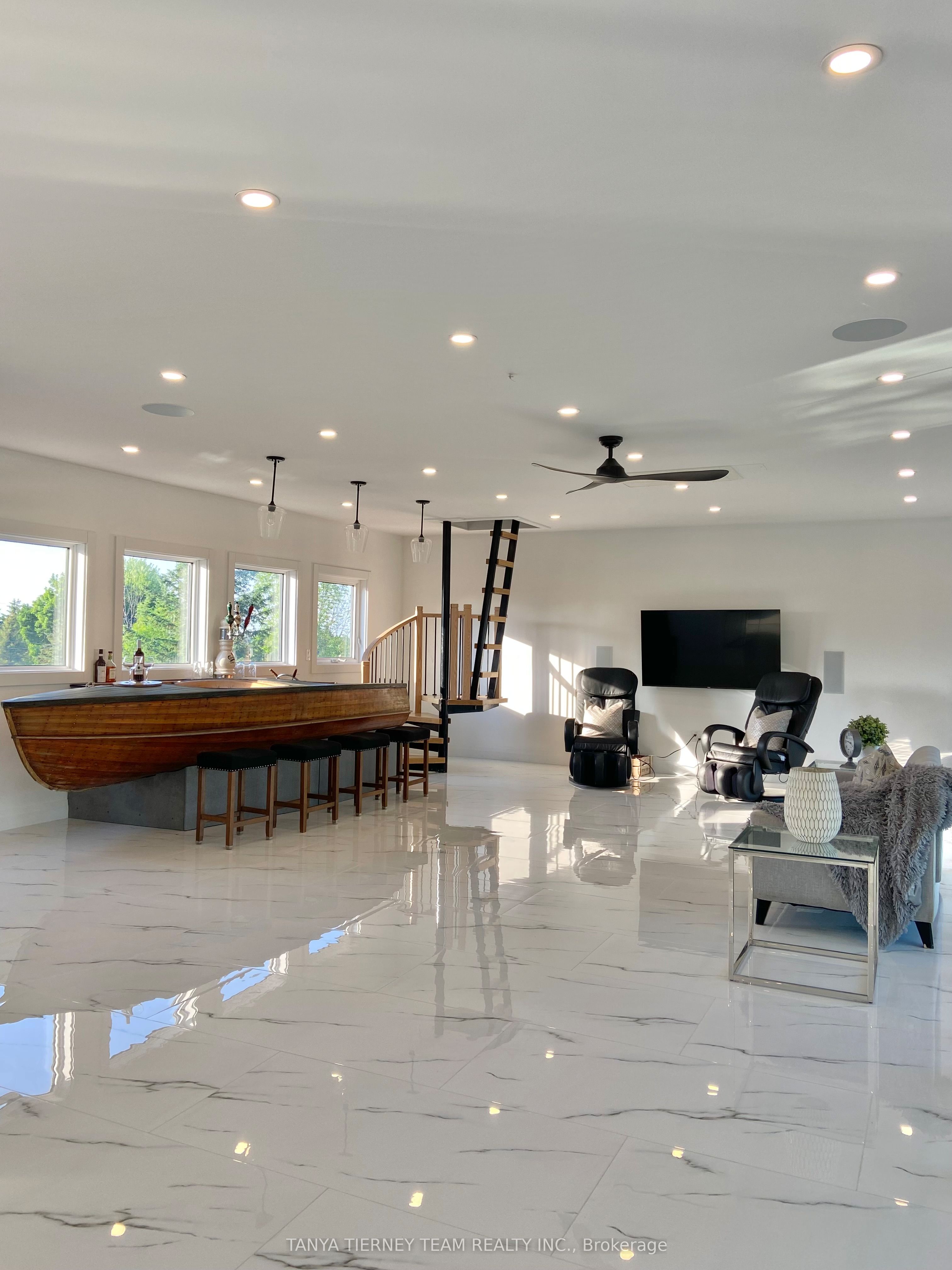 567 Fralicks Beach Road