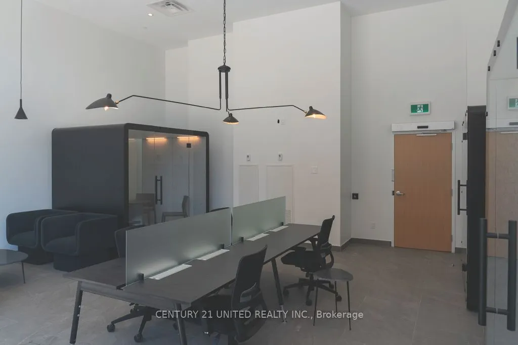 80 Bond Street E, #1611