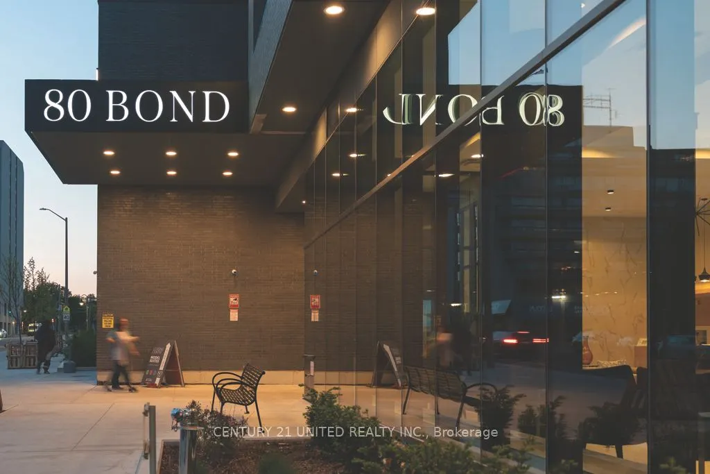 80 Bond Street E, #1611