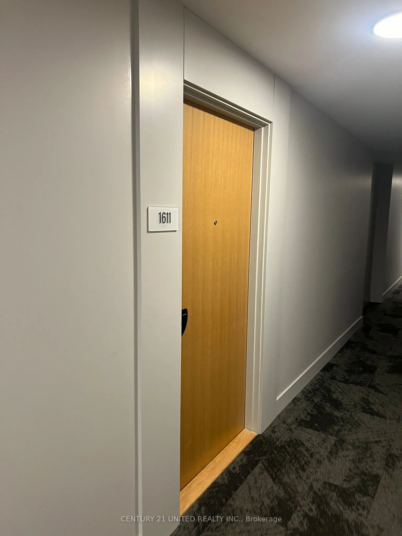 80 Bond Street E, #1611