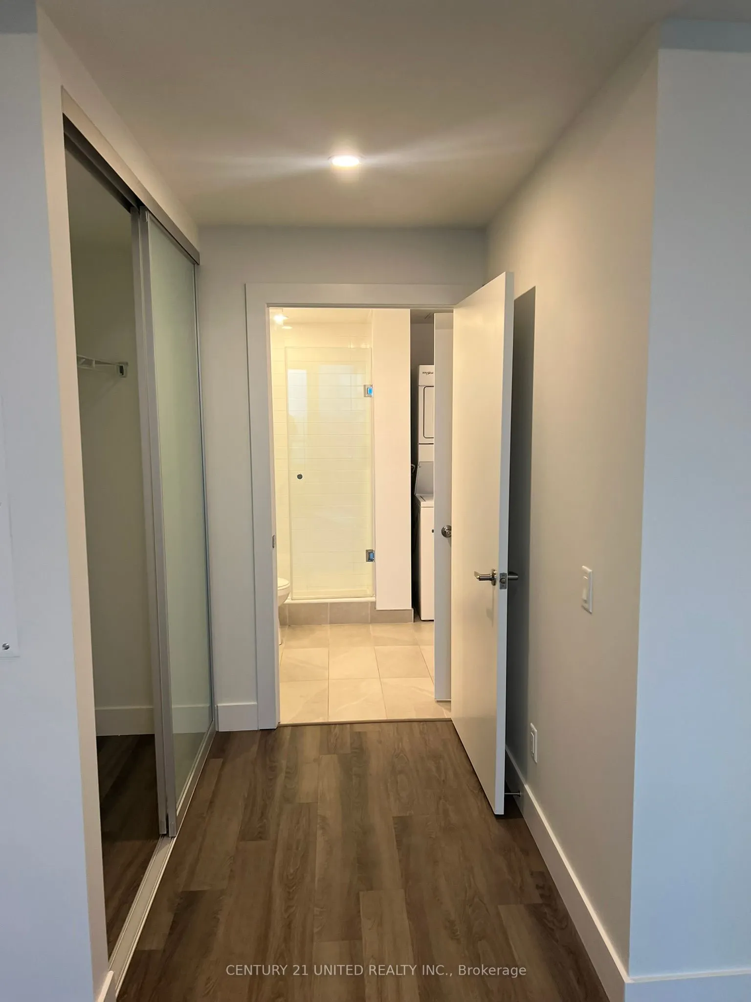 80 Bond Street E, #1611