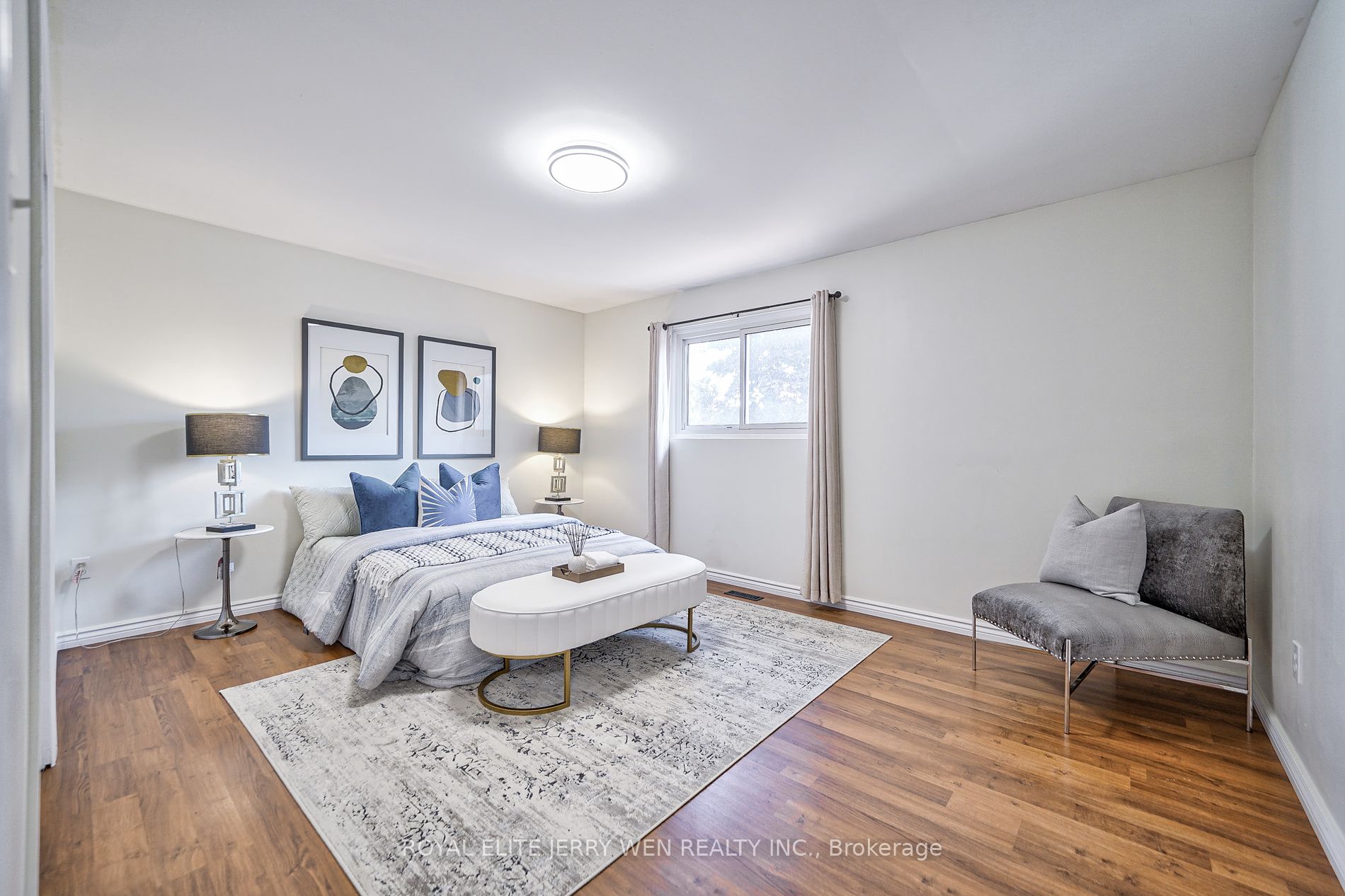 8 Deerfield Court