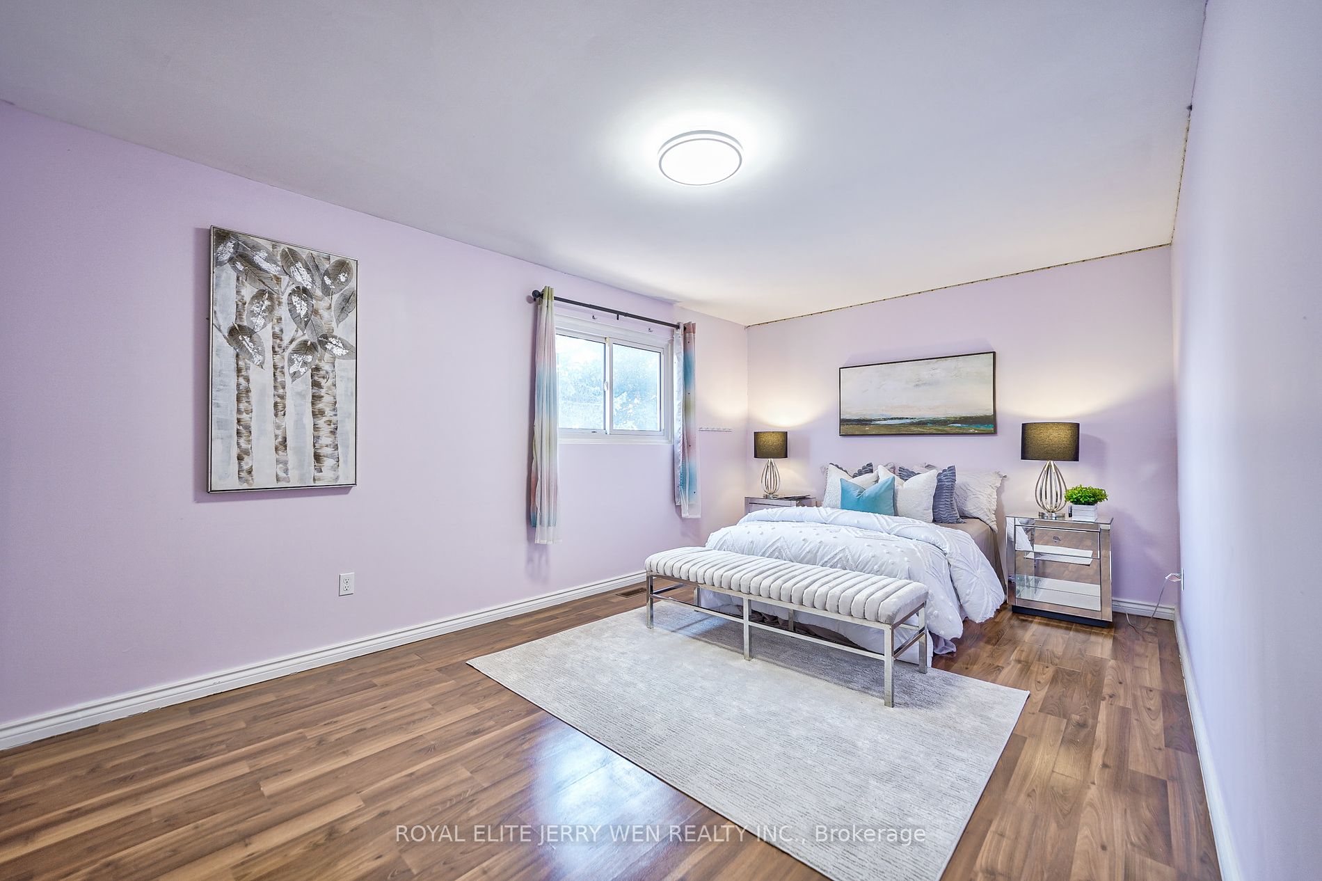 8 Deerfield Court