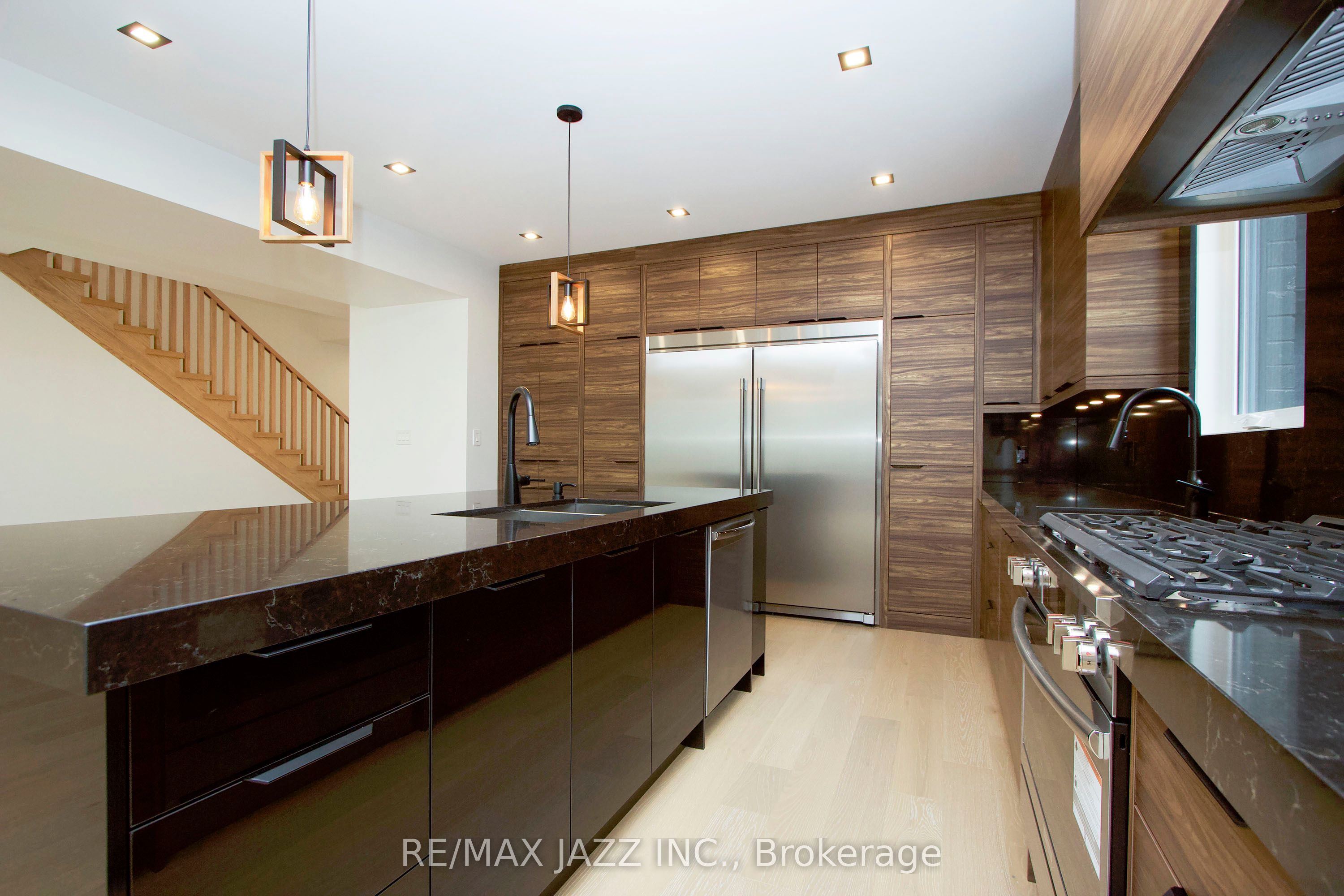 422 North Scugog Court