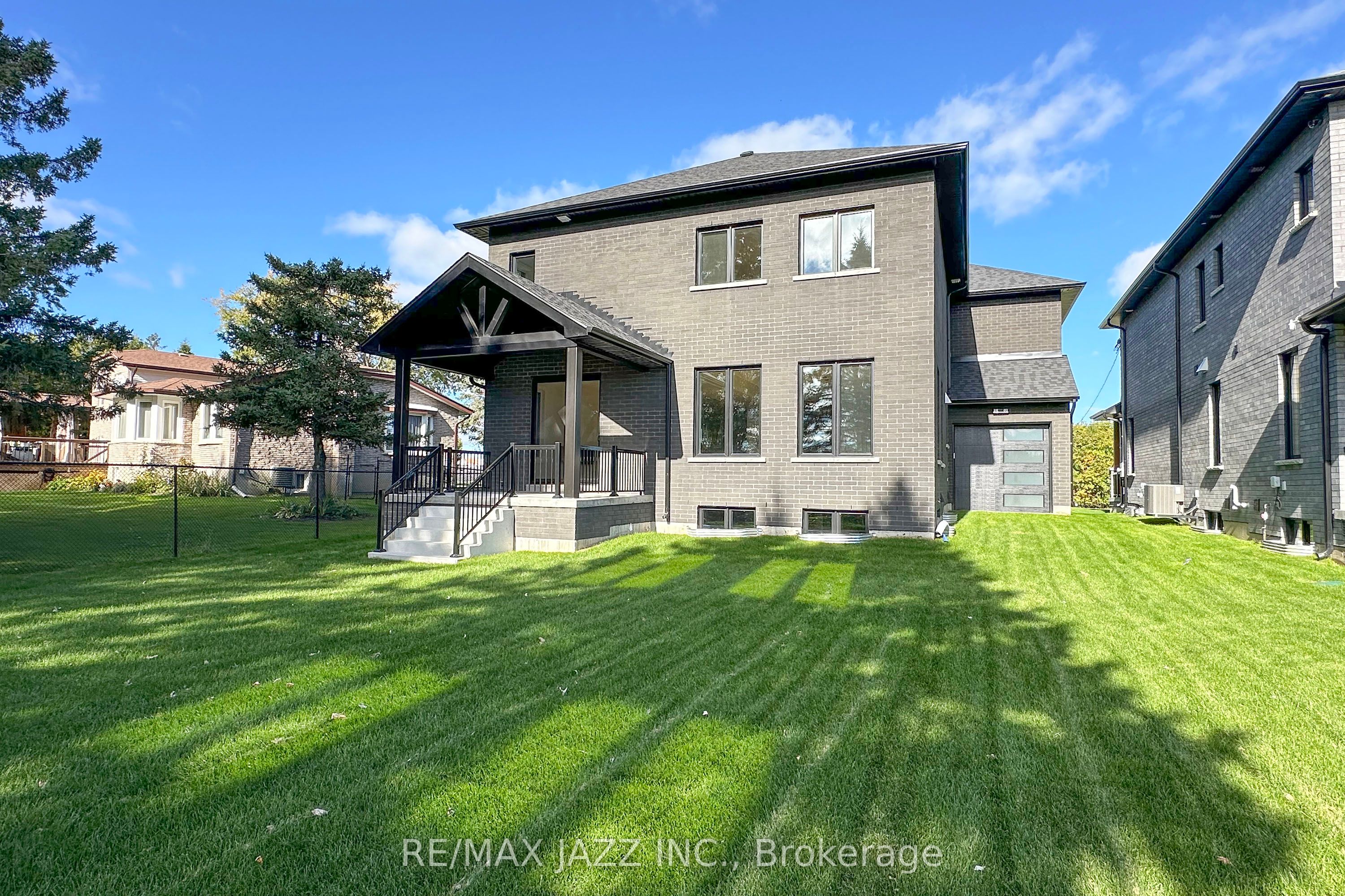 422 North Scugog Court