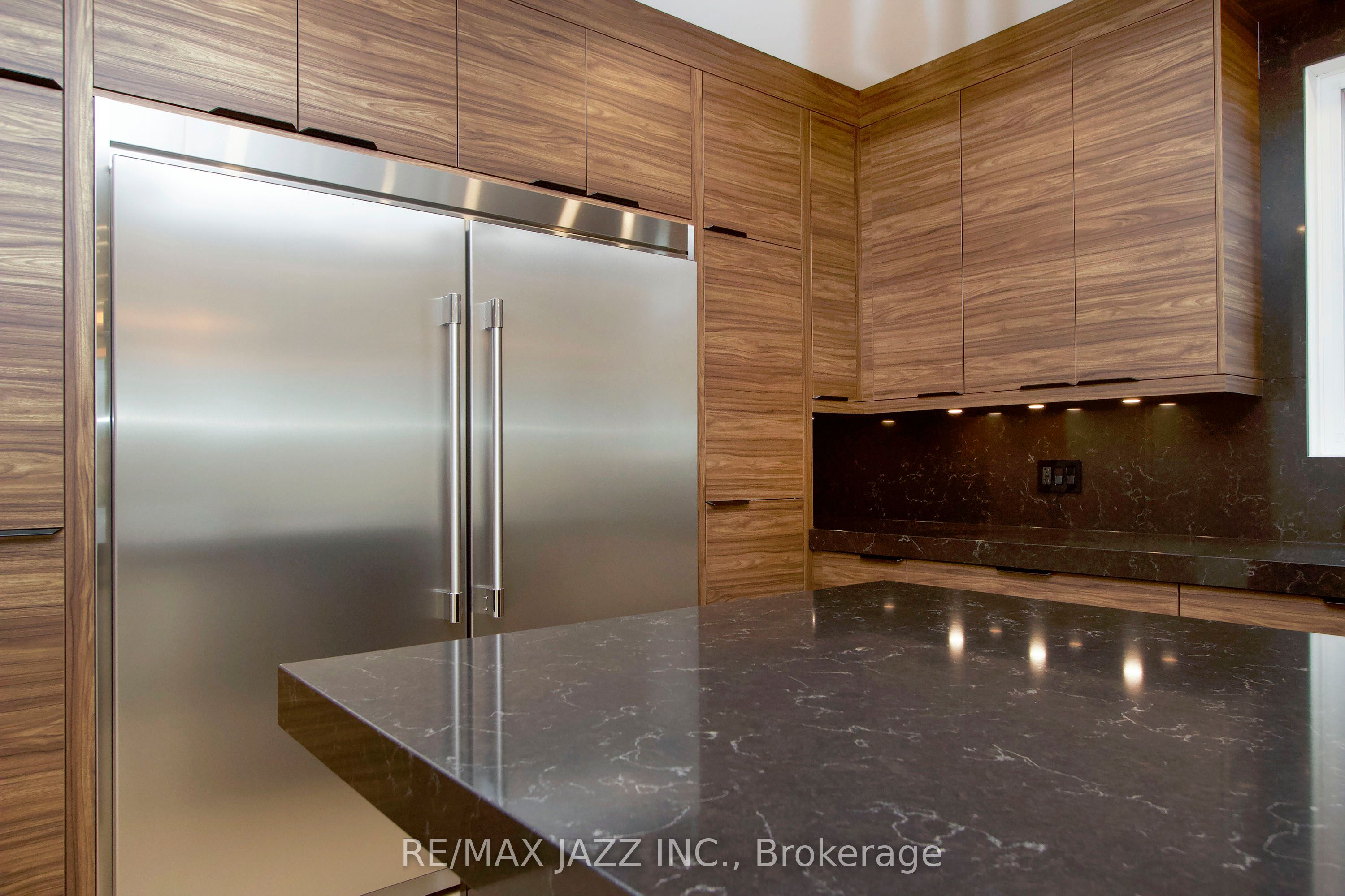 422 North Scugog Court