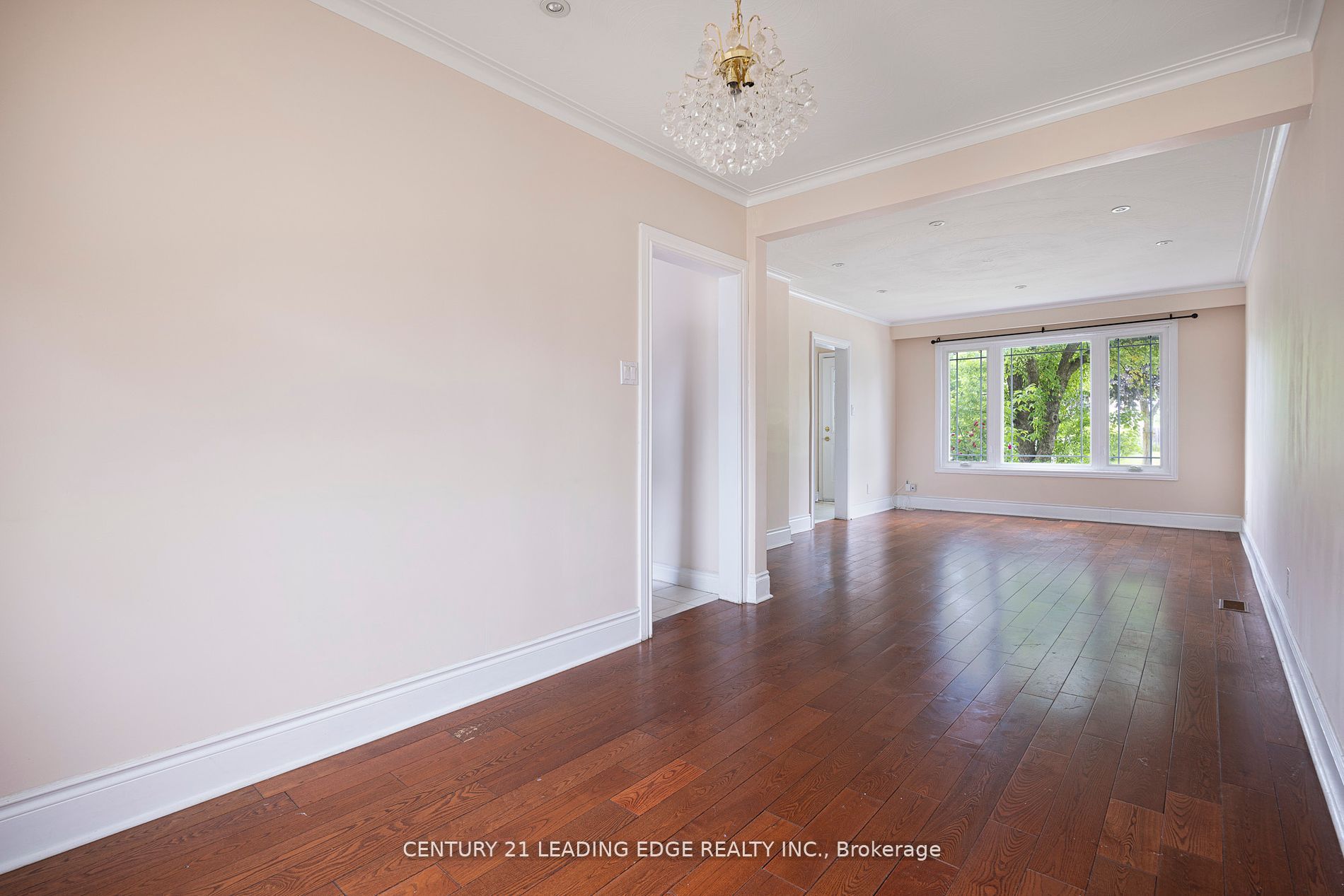 1004 Victoria Park Avenue