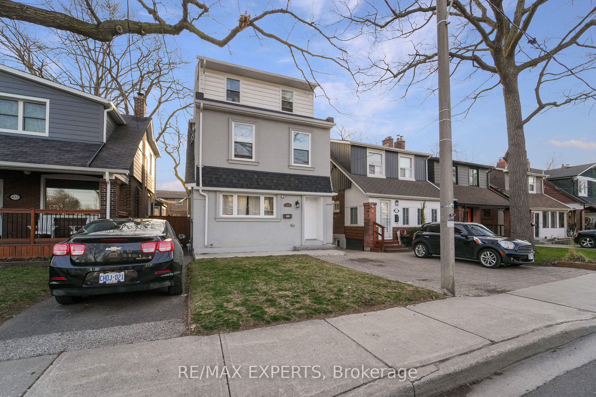 434 Victoria Park Avenue