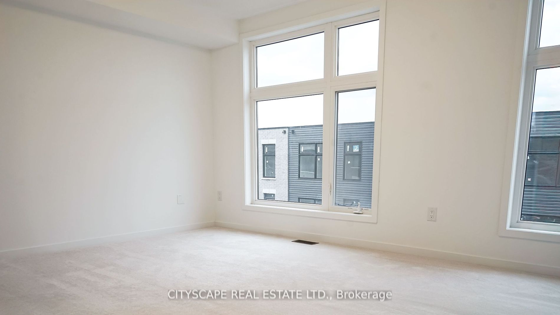6 Pegler Street E