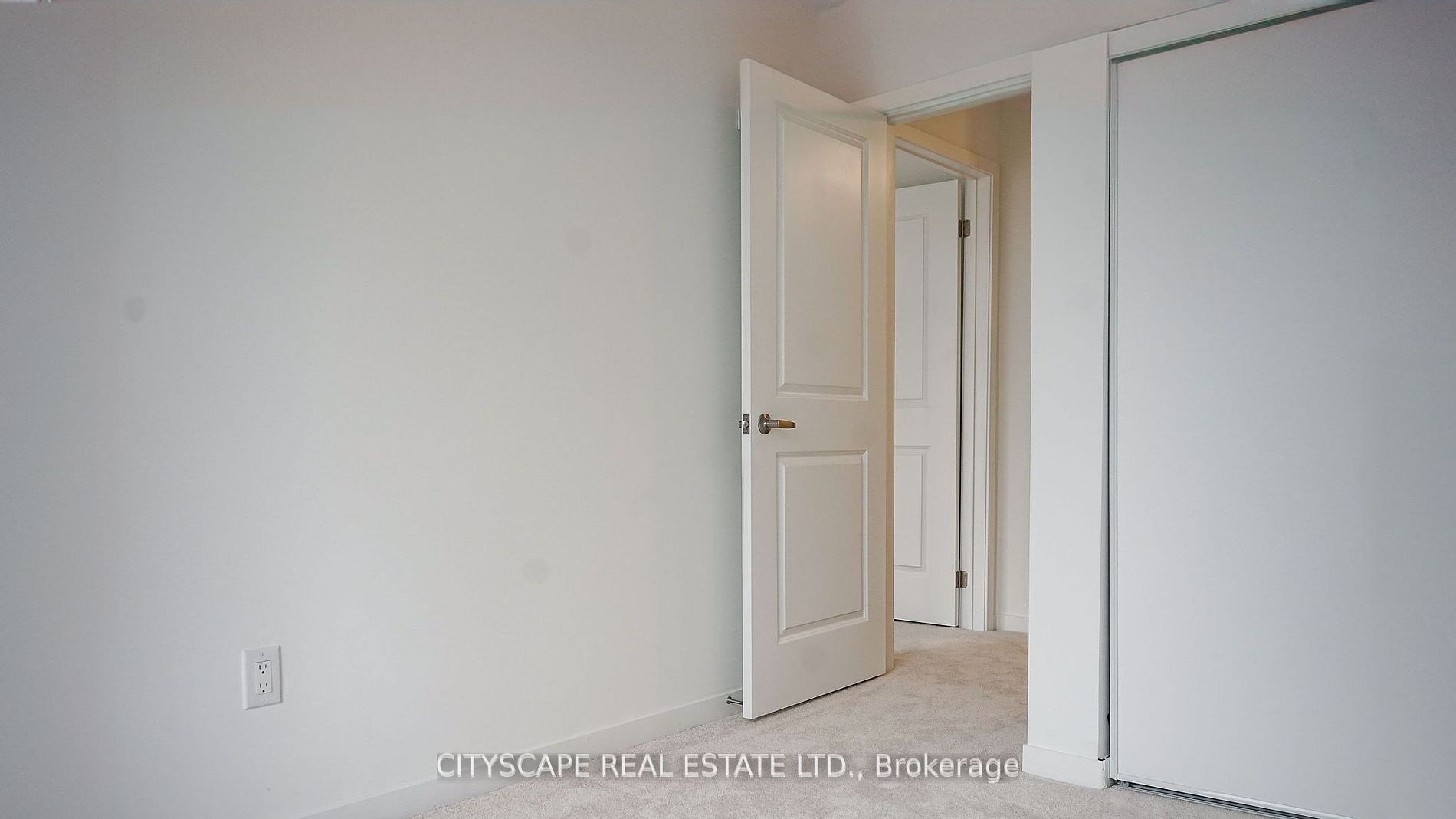 6 Pegler Street E