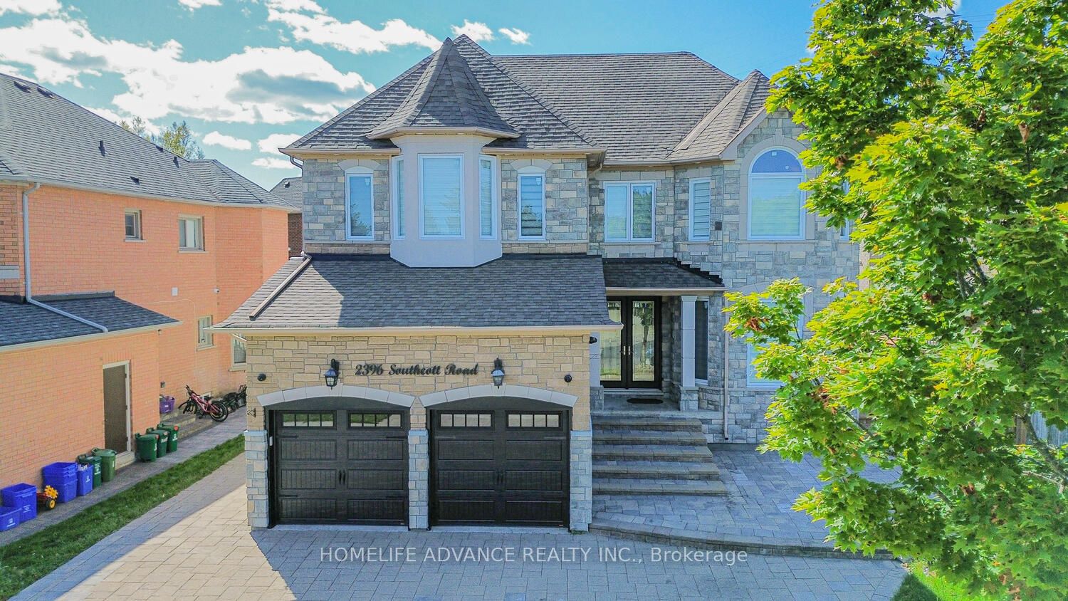 2396 Southcott Road