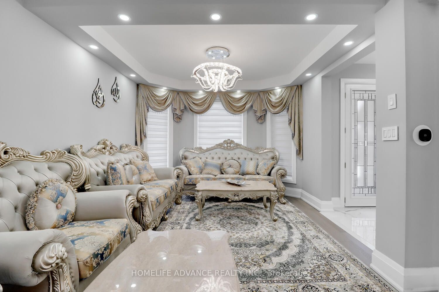2396 Southcott Road