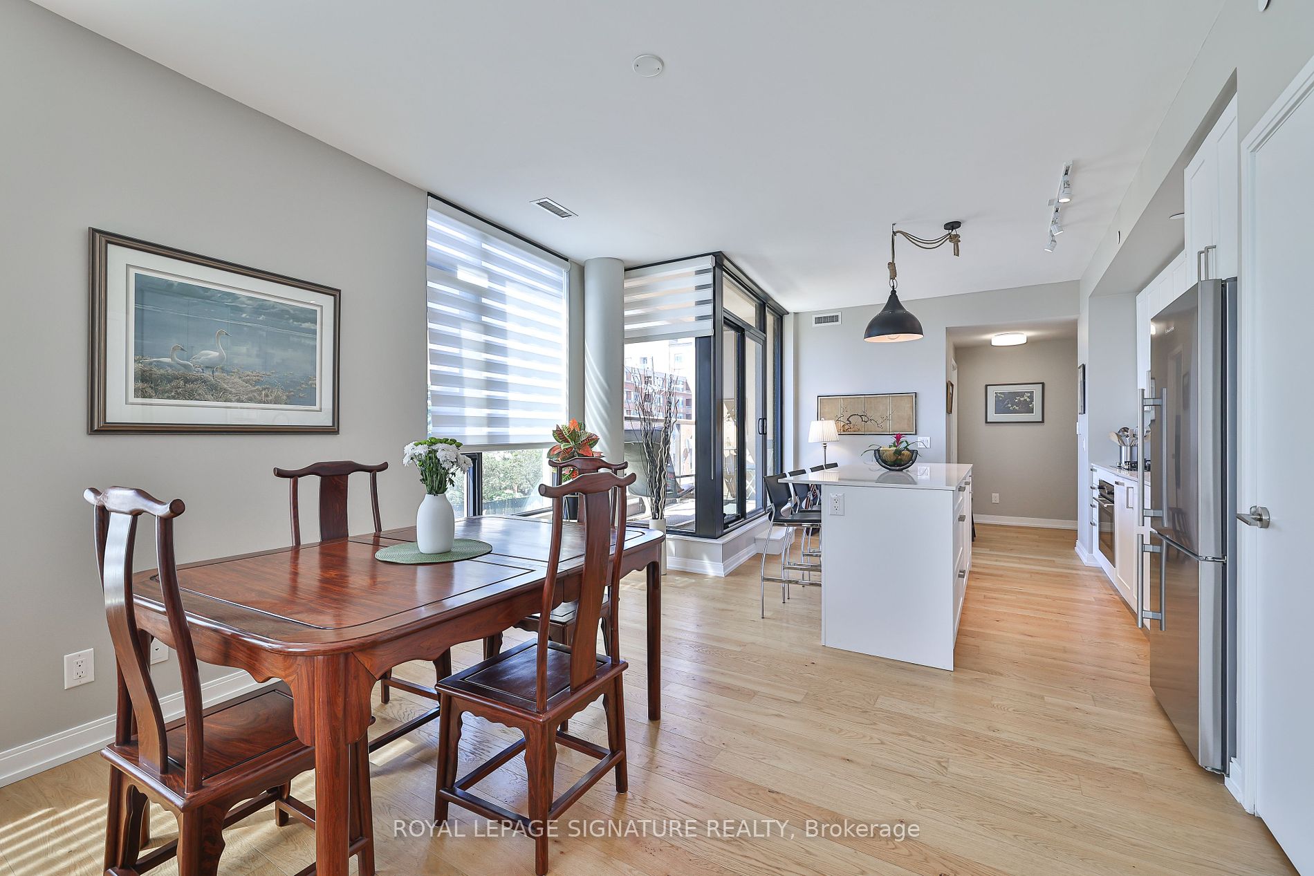1100 Kingston Road, #216